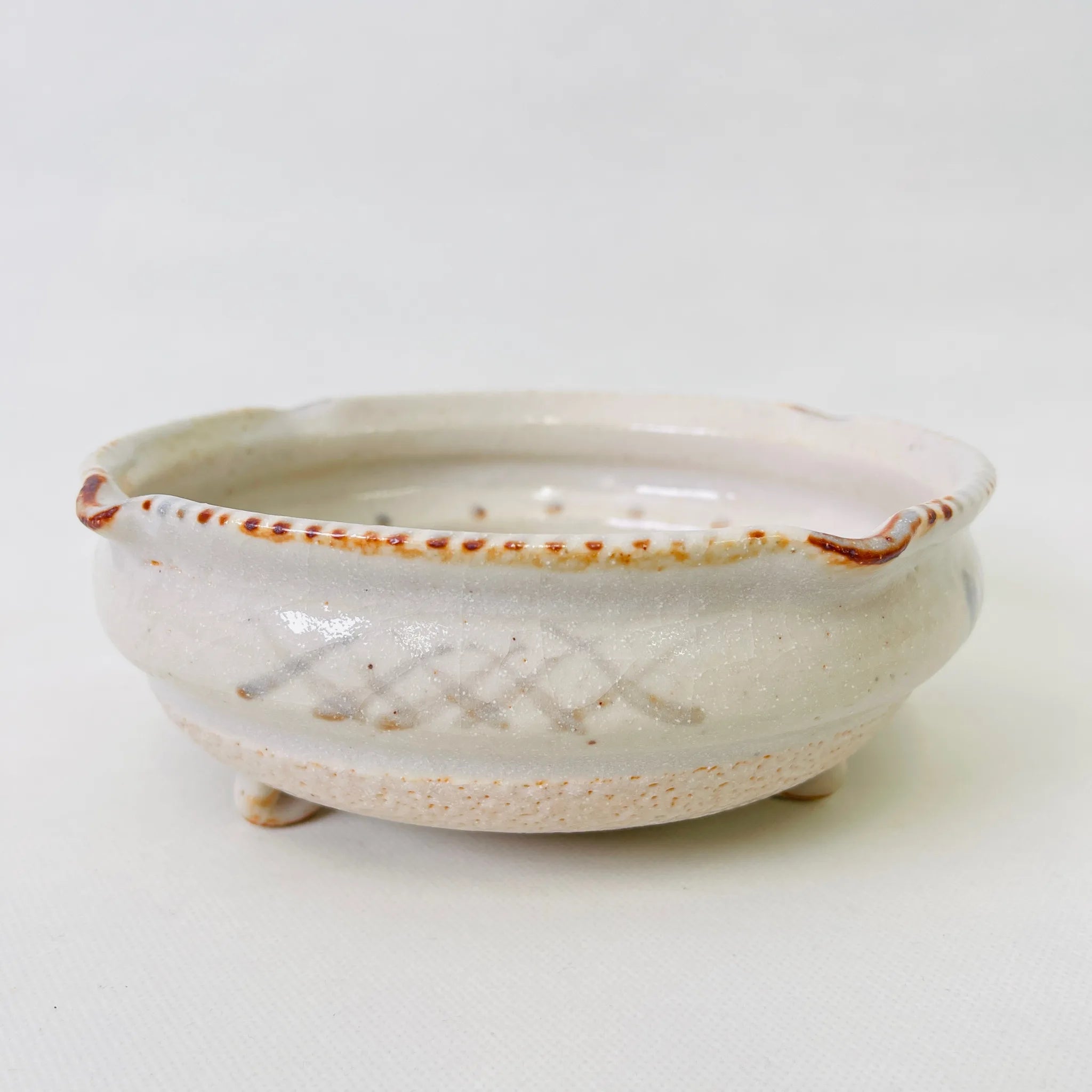 【骨董品】 吉野鉢 / 志野焼  / 陶器 / 日本 / 箱付き