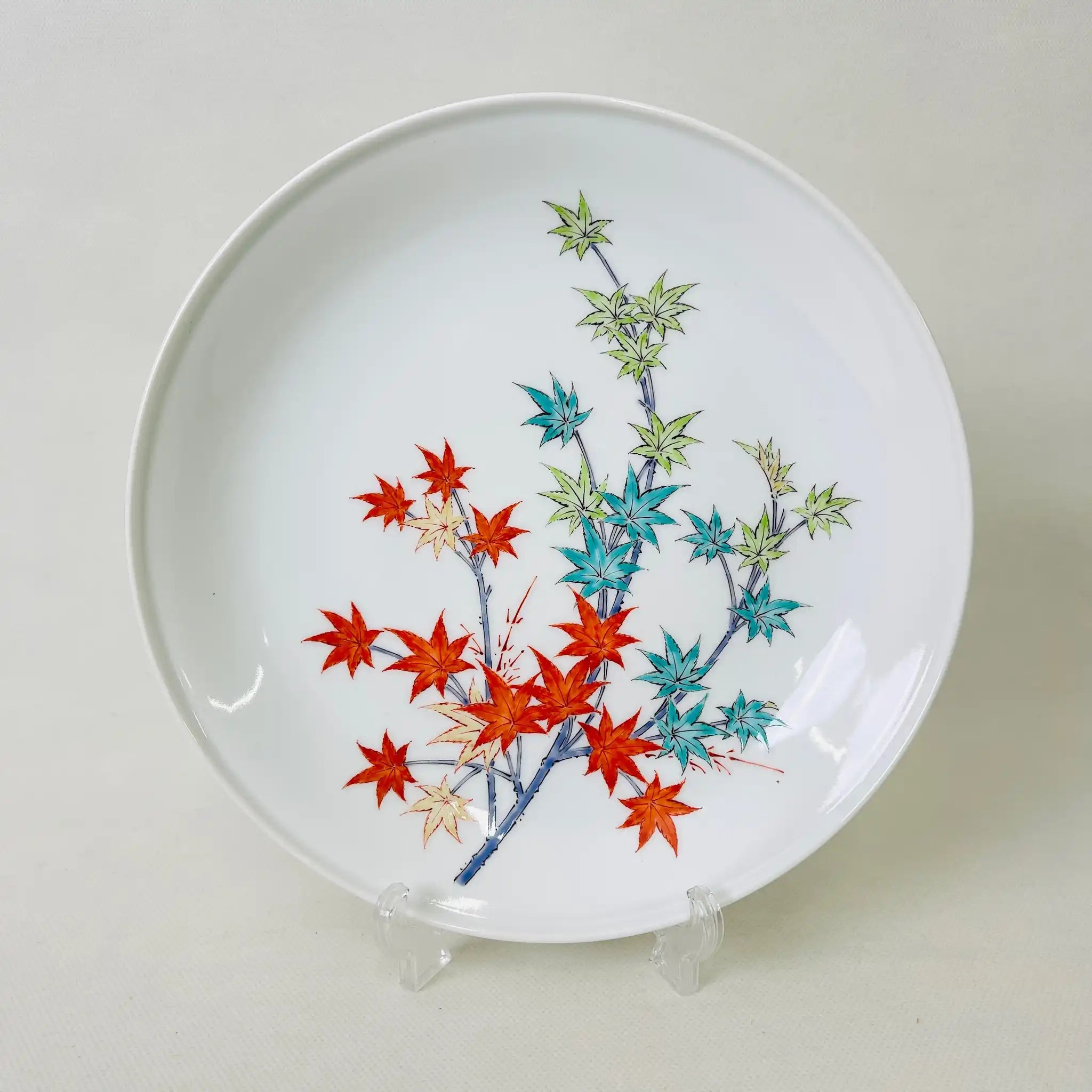 【骨董品】 額皿 / 十四代 酒井田柿右衛門窯 / 濁手紅葉文皿 / 1992年 / 陶磁器 / 日本 / 錦,有田焼 / 箱付き