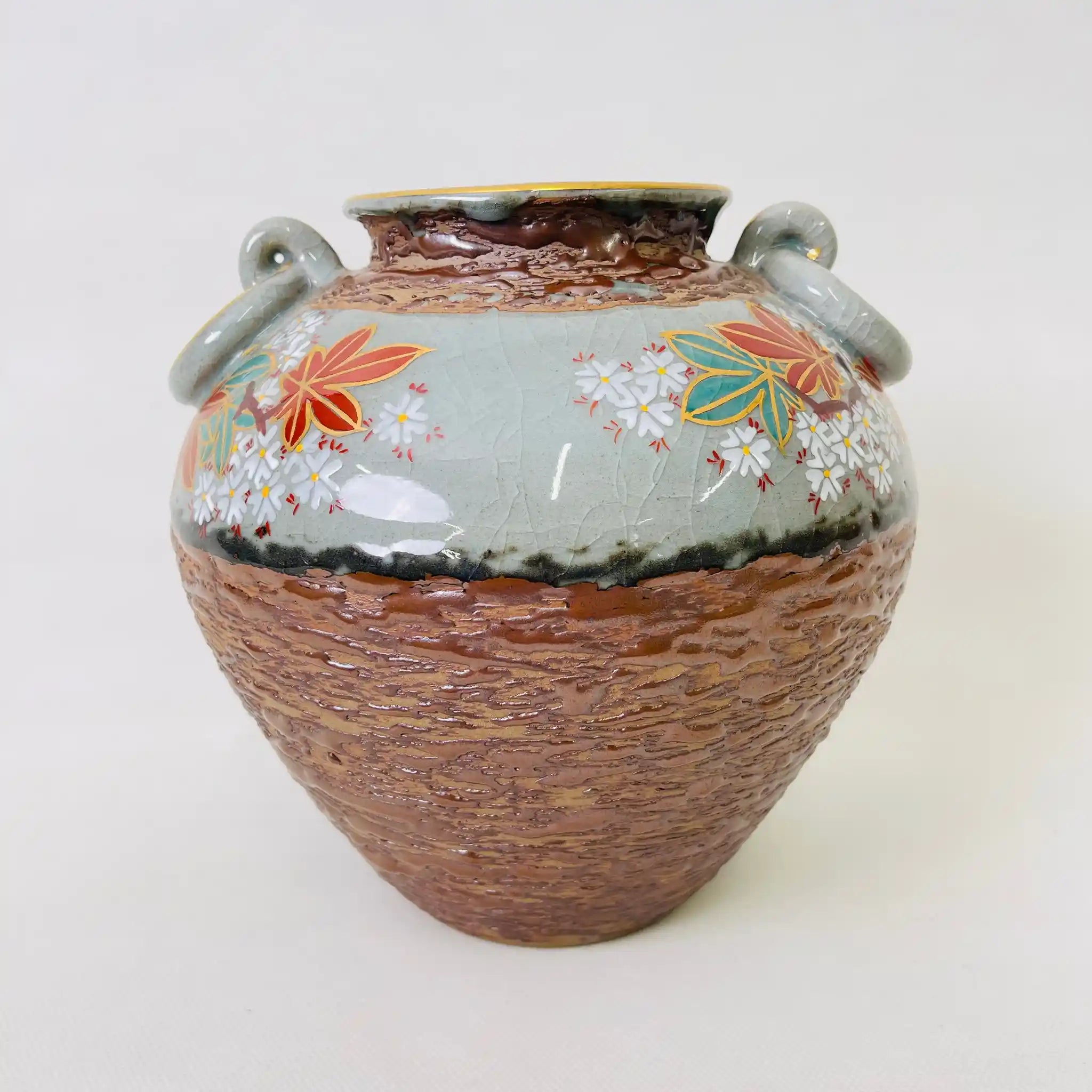 【骨董品】 花瓶(フラワーベース) / 松皮窯 大澤久次郎 / 犬山焼 雲錦手 / 陶器 / 日本 /  金彩色絵 花紅葉文 / 箱付き