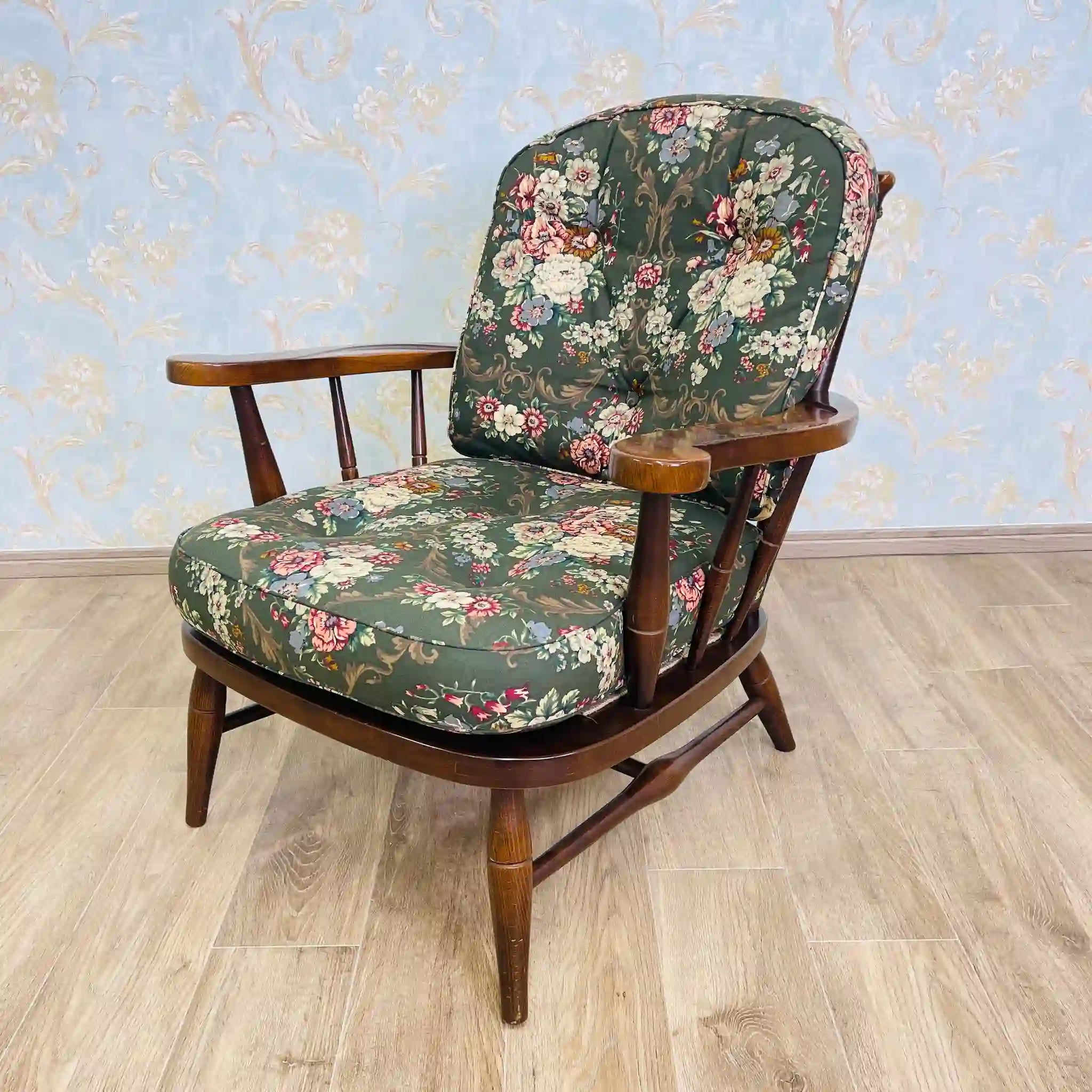 【リユース】 アームチェア / 飛騨産業(キツツキ) / 穂高 / 日本 / 組み直し済 ウェービングテープ交換済