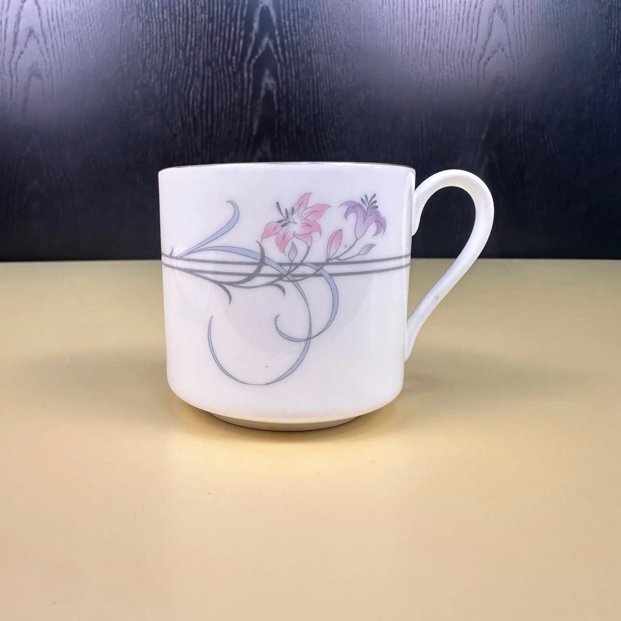 【アンティーク】 ミニティーカップ&ソーサーセット / Royal Doulton(ロイヤル ドルトン) / Allegro(アレグロ) / Fine Bone China  / イギリス