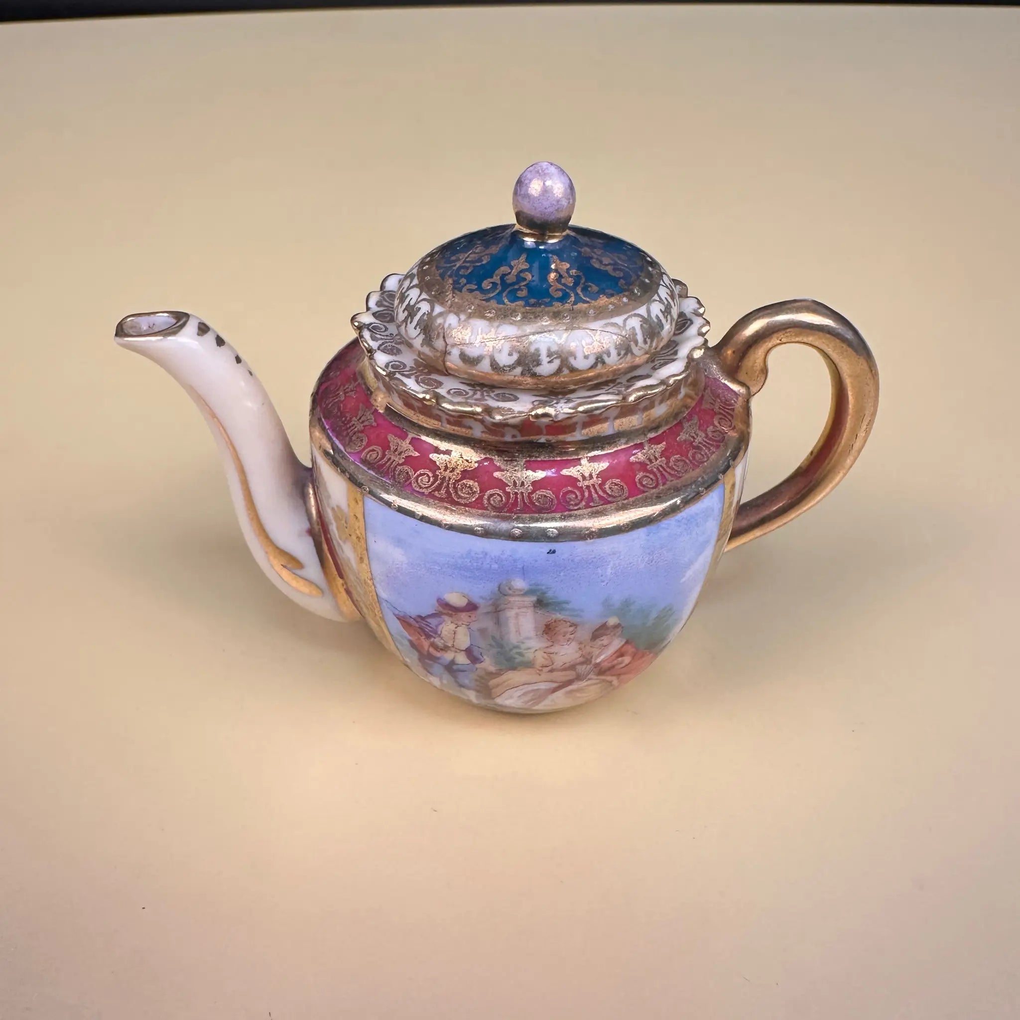 【アンティーク】 ミニティーカップ&ポット&ソーサーセット /  ミニスプーン付き5P イギリス直輸入