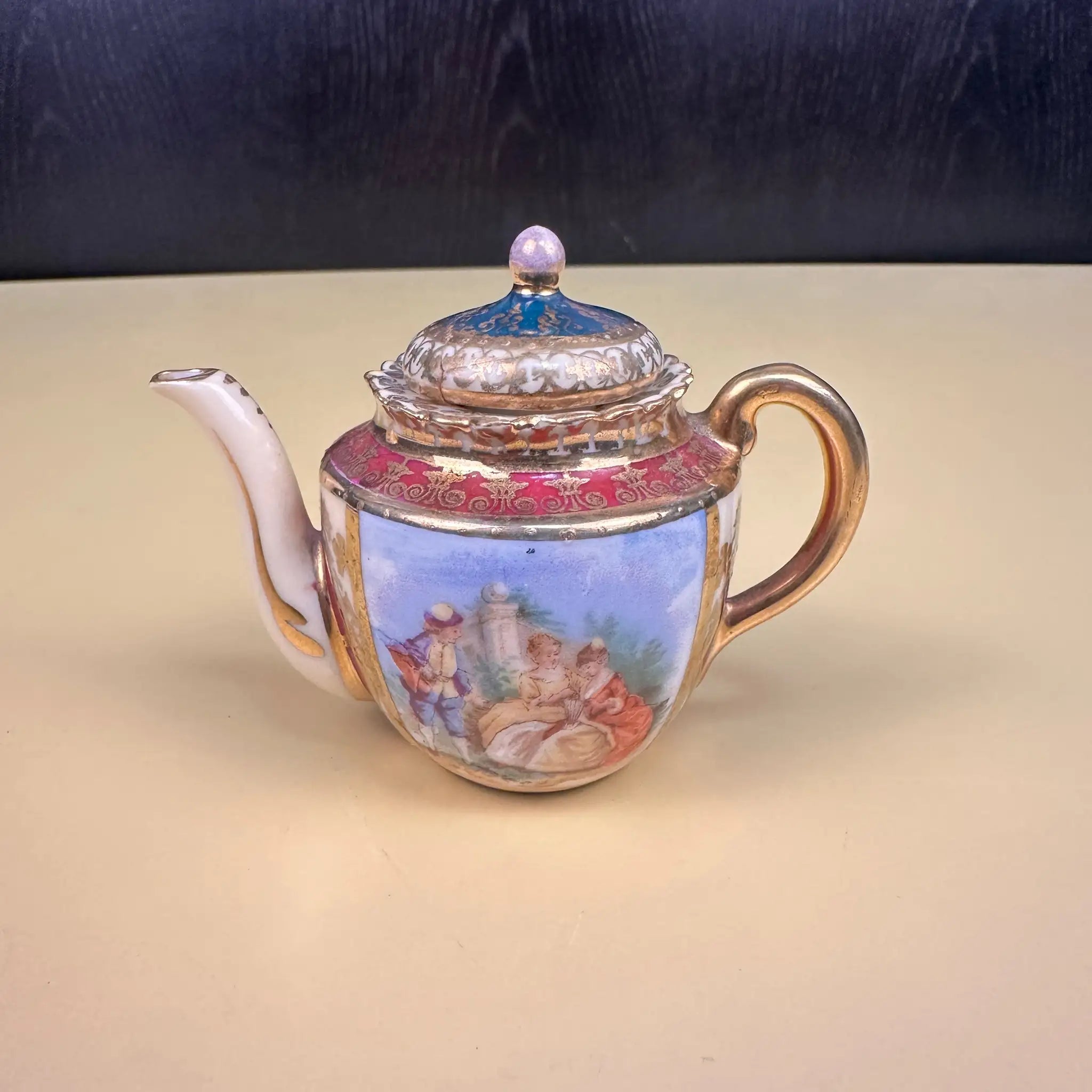 【アンティーク】 ミニティーカップ&ポット&ソーサーセット /  ミニスプーン付き5P イギリス直輸入