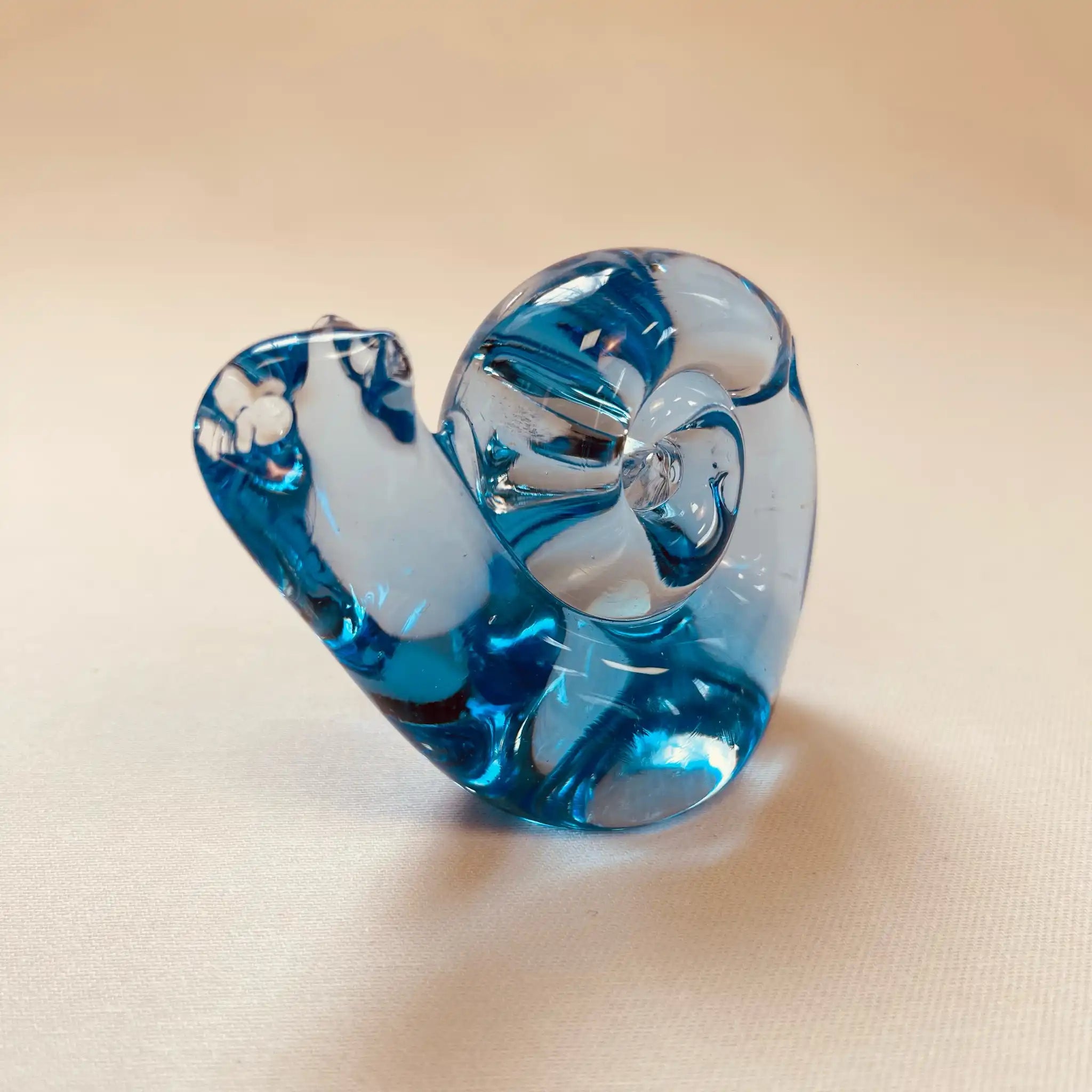 【ビンテージ】 ビンテージガラスオブジェ / WEDGEWOOD(ウェッジウッド) / カタツムリ / イギリス