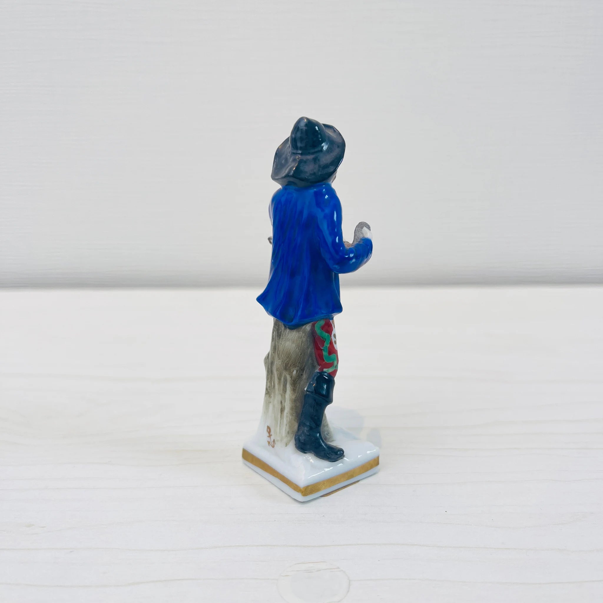 【アンティーク】 フィギュリン(磁器人形) / 19世紀以降 / イギリス