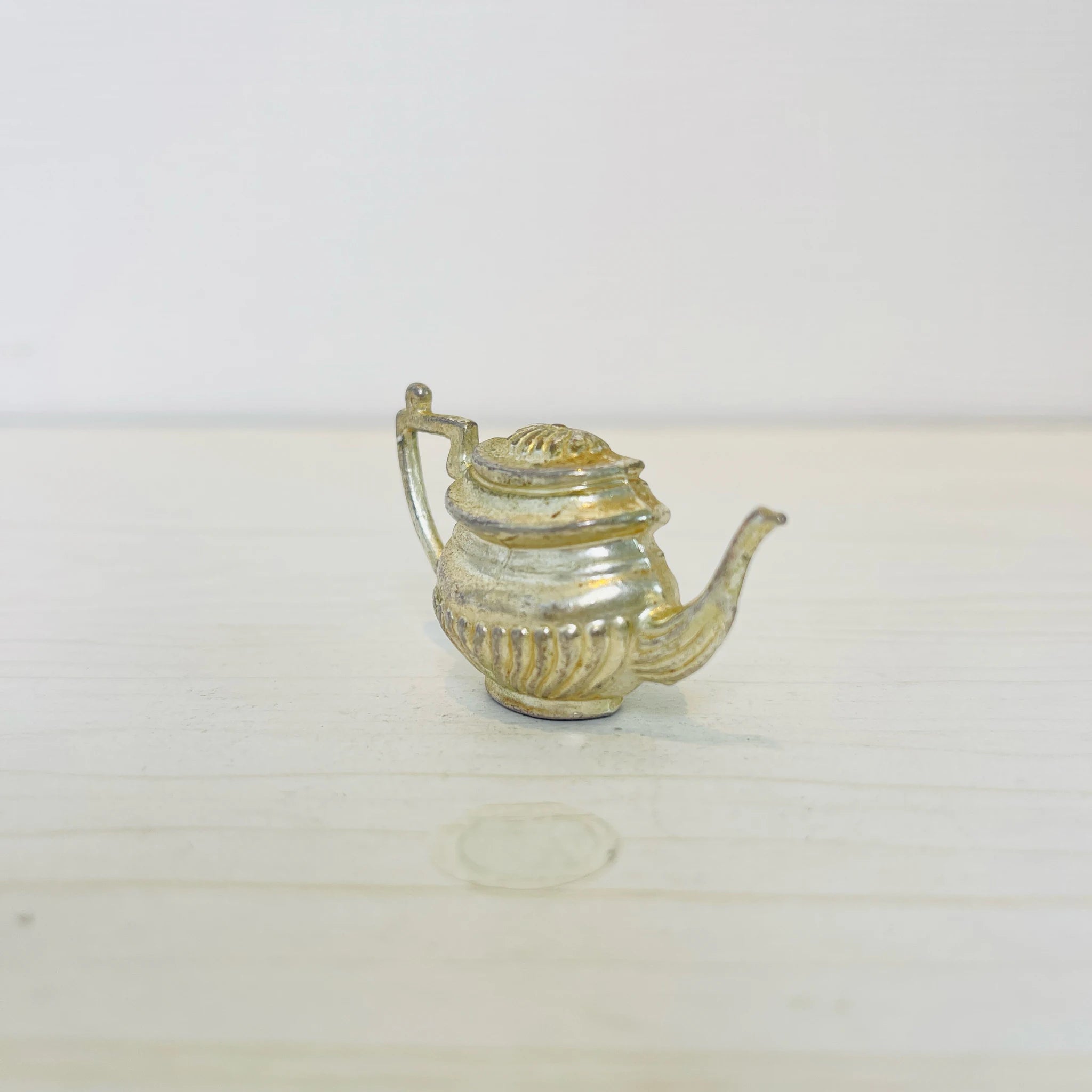【アンティーク】 真鍮製ミニチュアフィギュア / ピッチャー / 真鍮