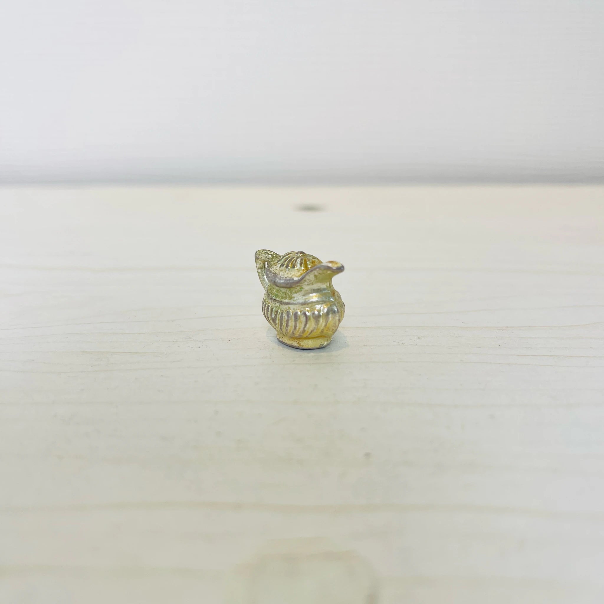 【アンティーク】 真鍮製ミニチュアフィギュア / ピッチャー / 真鍮