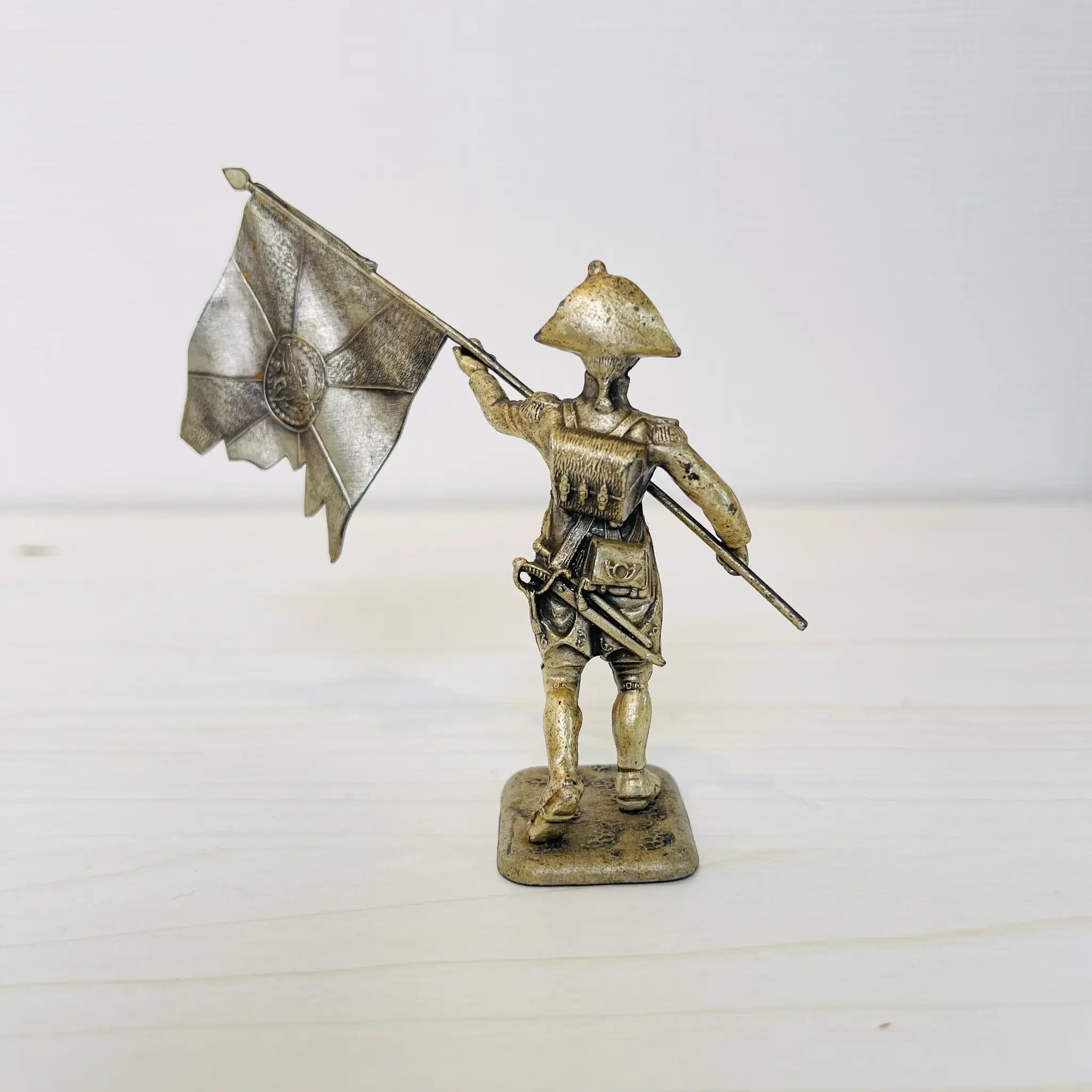 【アンティーク】 ピューター製兵士像 / ヴォルティジュール / ピューター / フランス