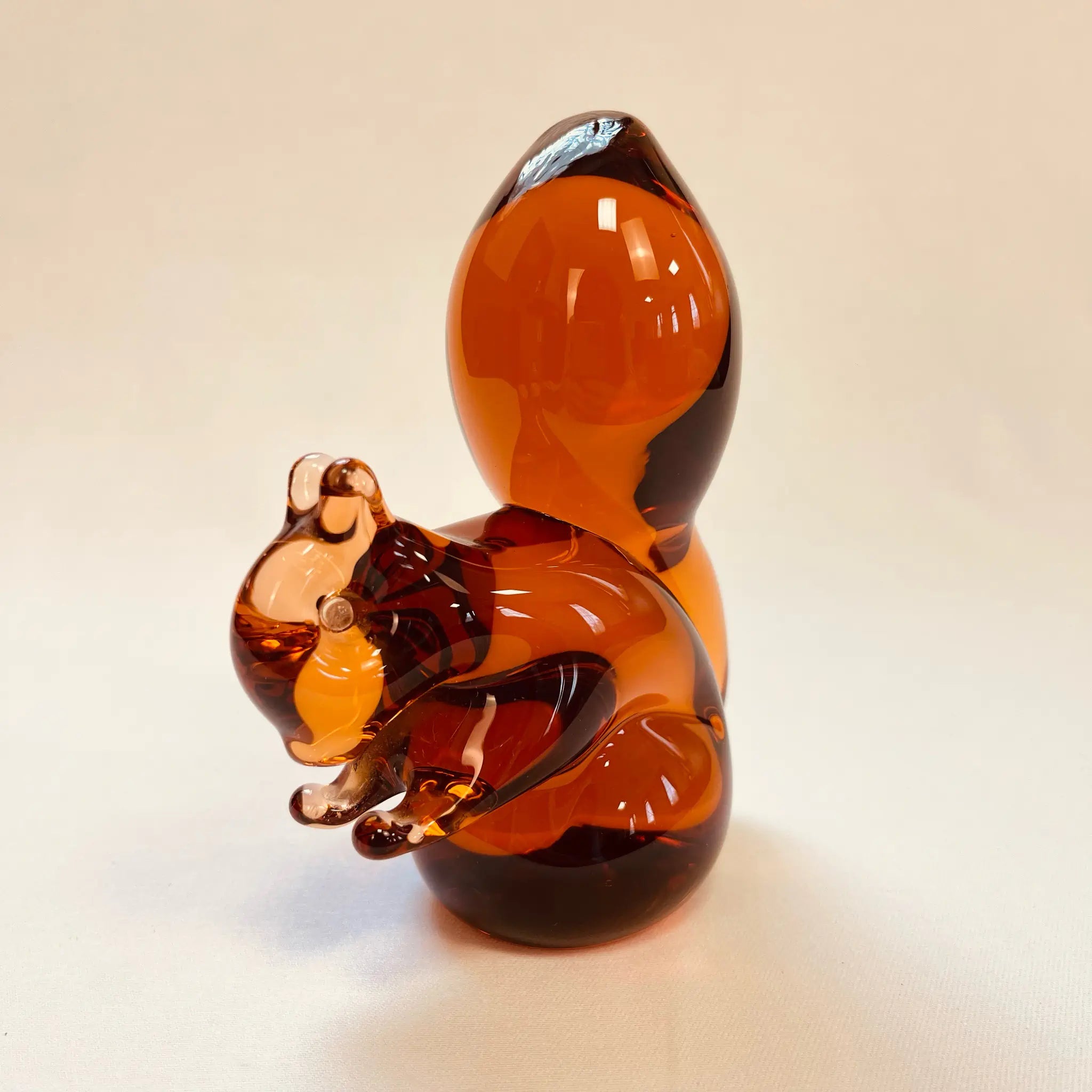 【ビンテージ】 ビンテージガラスオブジェ / WEDGEWOOD(ウェッジウッド) / リス / イギリス