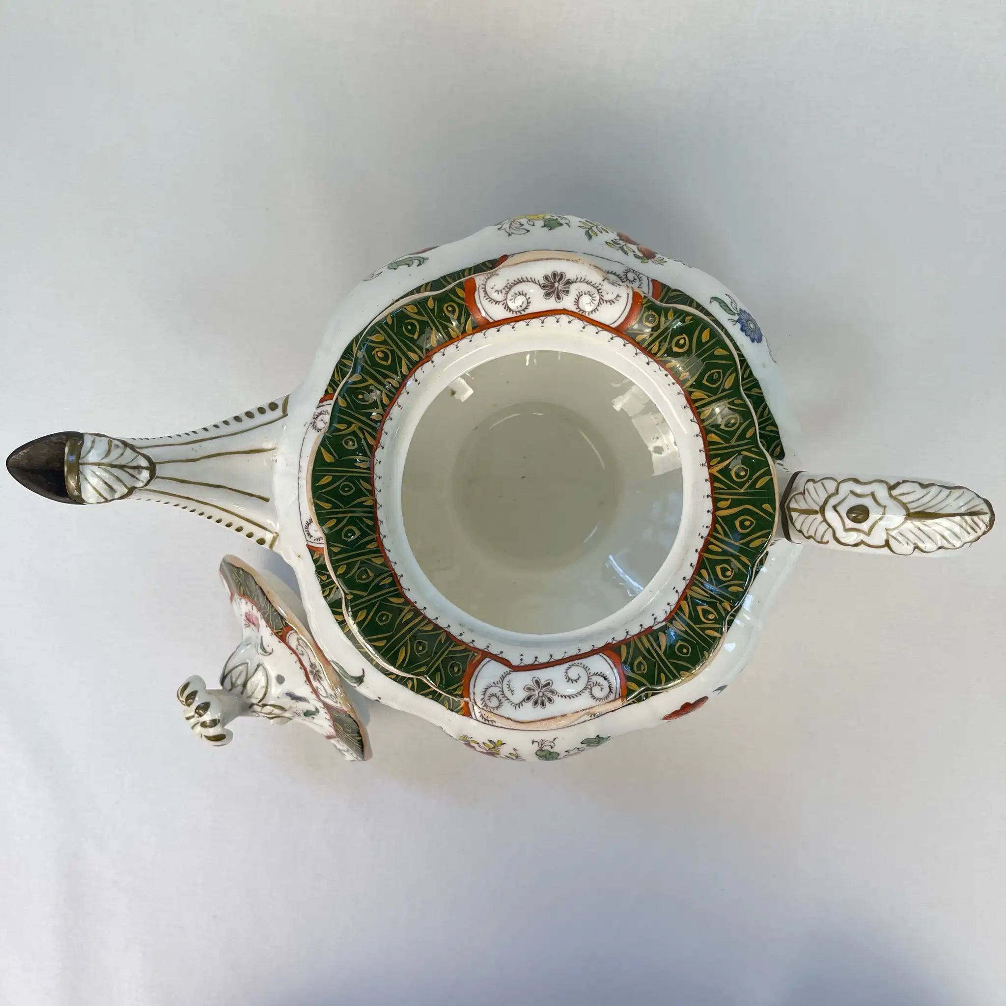 【アンティーク】 ティーポット / チューリーンコレクション / 19世紀以降 / イギリス / ビクトリアン様式