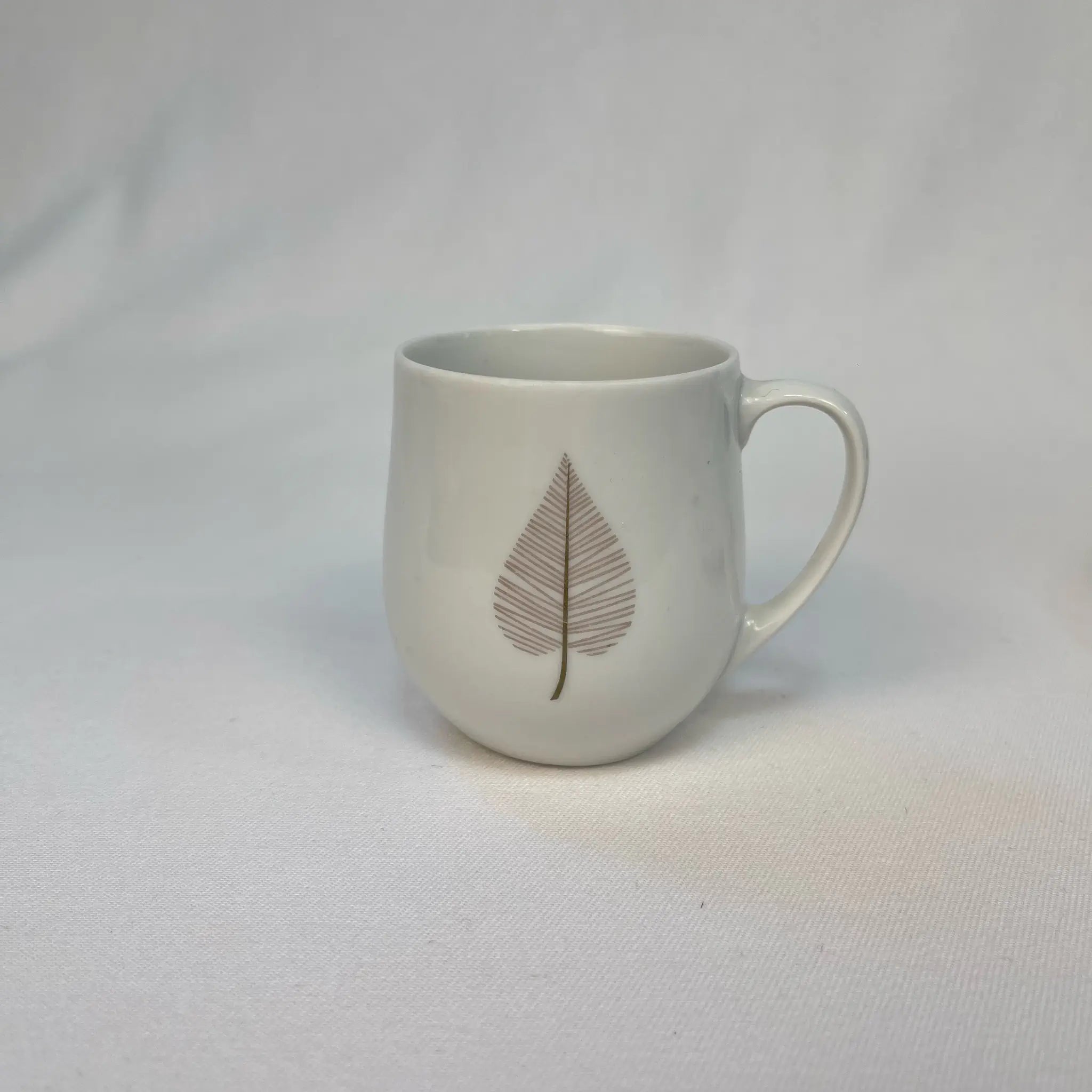 【アンティーク】 ティーカップ&ソーサーセット / Rosenthal(ローゼンタール) / Thomas(トーマス) " Constanze " / 1970年前後 / 陶器 / ドイツ / ミッドセンチュリー, シグヴァルド・ベルナドッテ