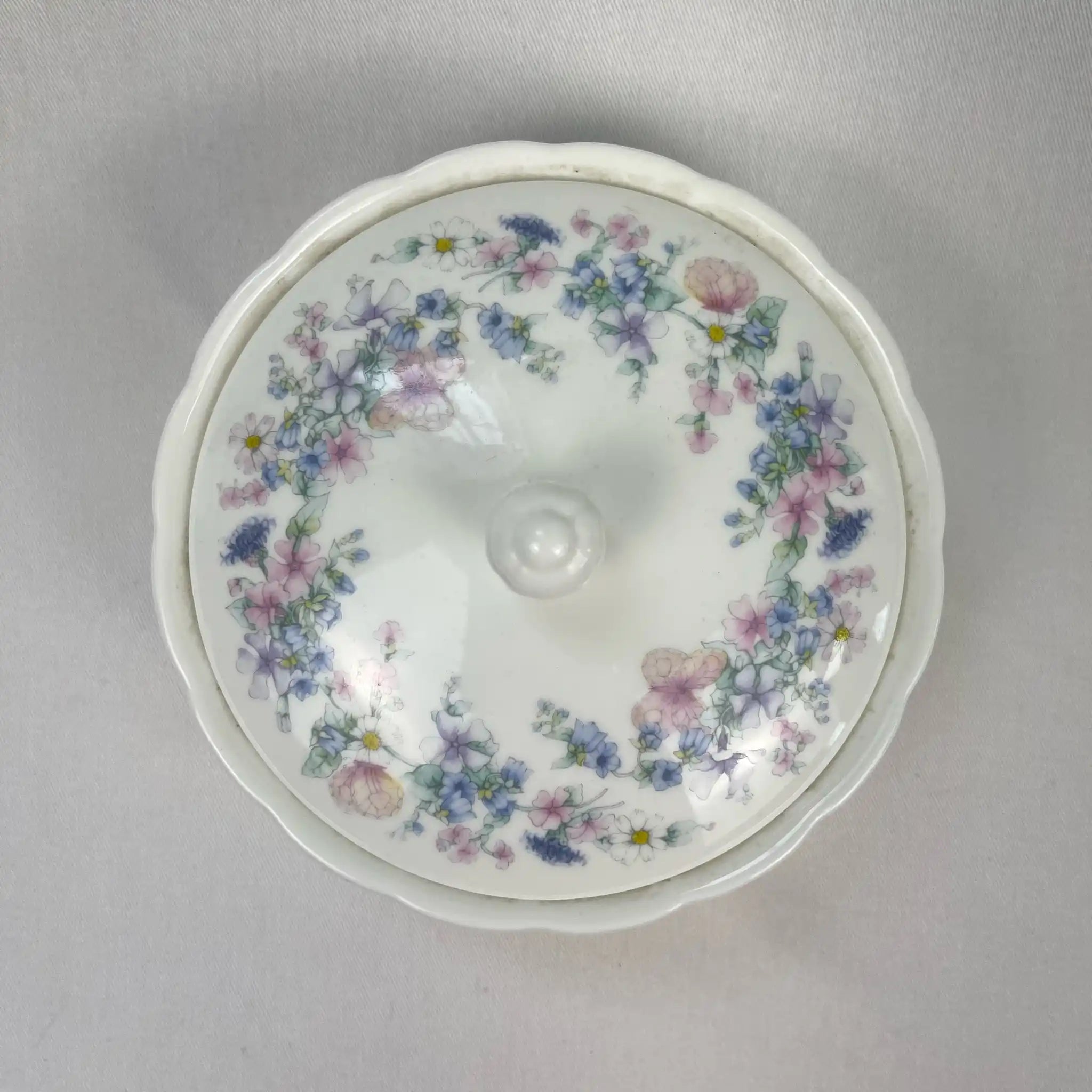 【アンティーク】 蓋付きマレーボウル / WEDGWOOD(ウェッジウッド) / アンジェラシリーズ / 1980年~ / Bone China / イギリス / 廃盤希少,小物入れ