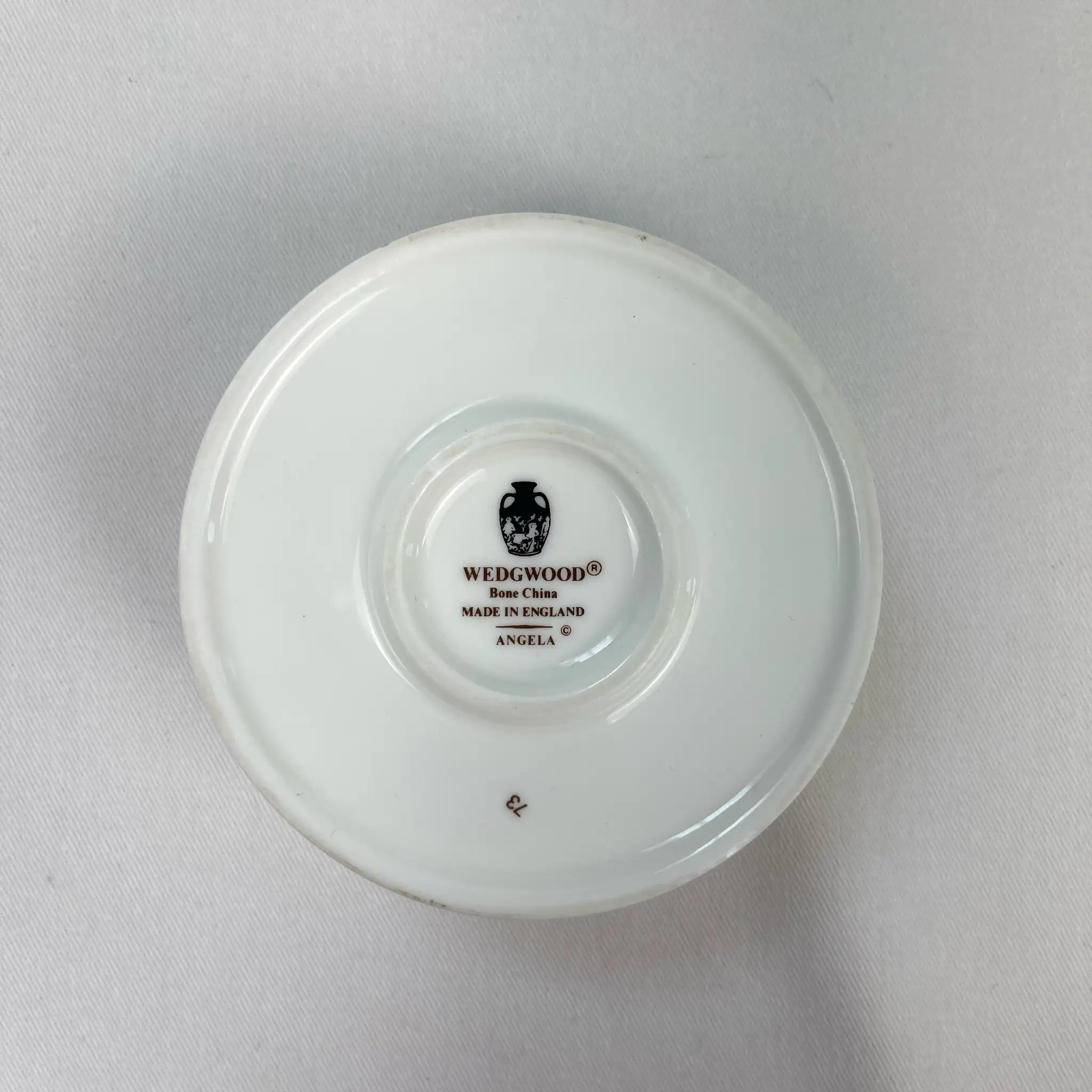【アンティーク】 キャンドルホルダー / WEDGWOOD(ウェッジウッド) / アンジェラシリーズ / 1980年~ / Bone China / イギリス / 廃盤希少