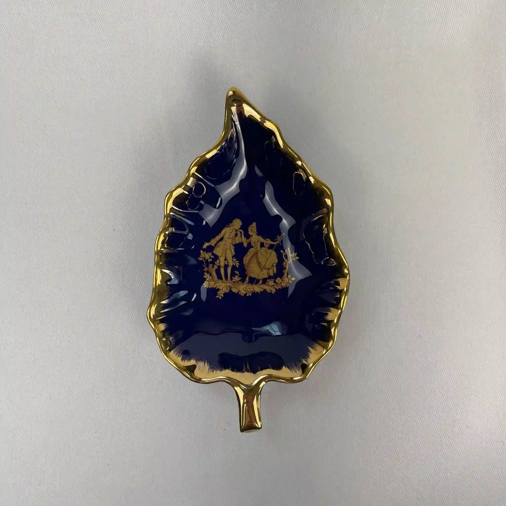 【アンティーク】 葉形小皿 / Limoges(リモージュ) / リモージュ磁器 / 磁器 / フランス