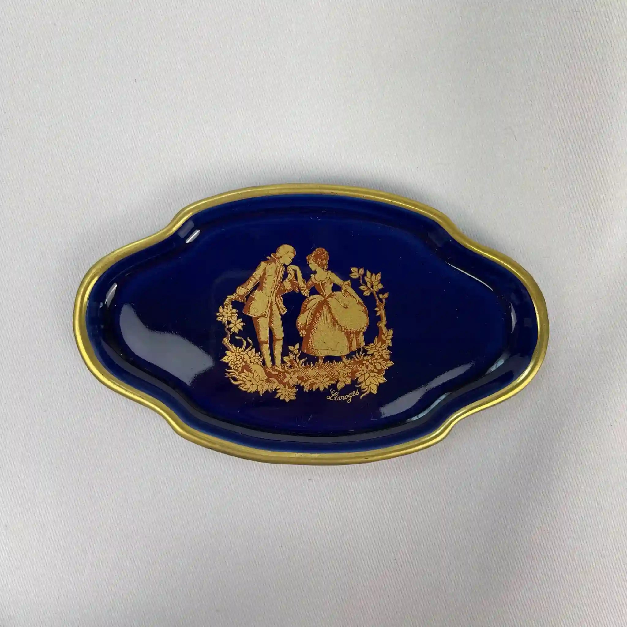 【アンティーク】 プレート(小皿) / Limoges(リモージュ) / CASTEL(カステル) / フランス / 22K金彩ヴィネット模様