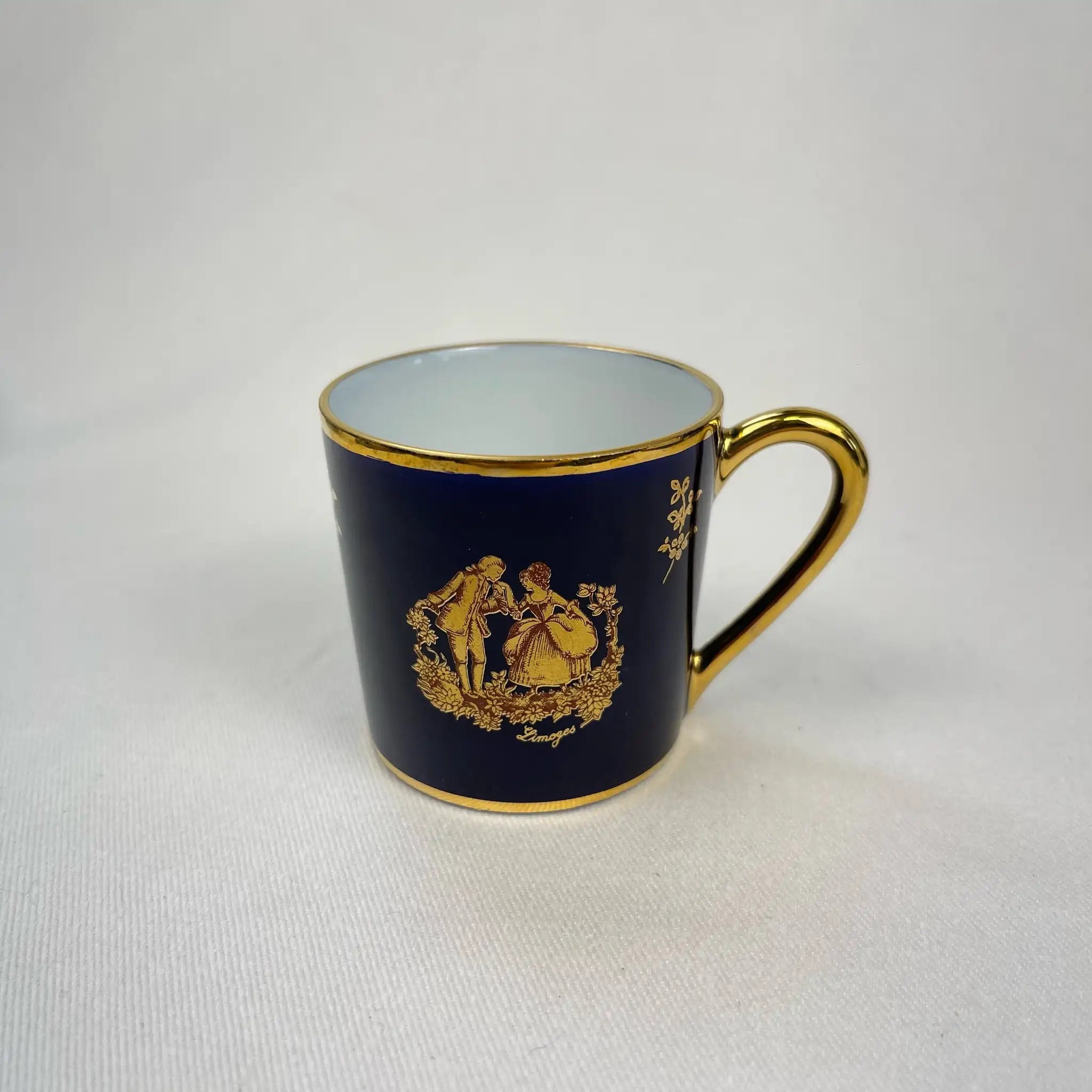 【アンティーク】 カップ&ソーサーセット / Limoges(リモージュ) / CASTEL(カステル) / フランス / 22K金彩ヴィネット模様