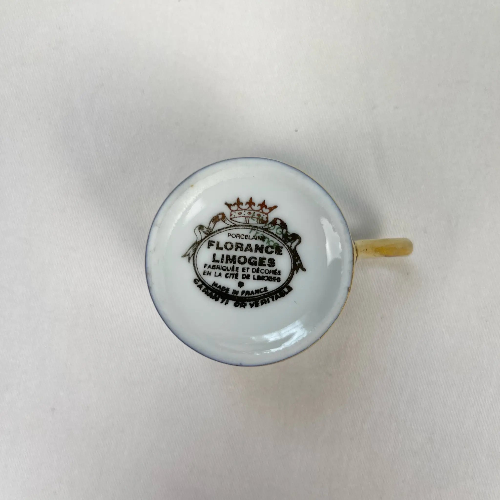 【アンティーク】 カップ&ソーサーセット / Limoges(リモージュ) / CASTEL(カステル) / フランス / 22K金彩ヴィネット模様