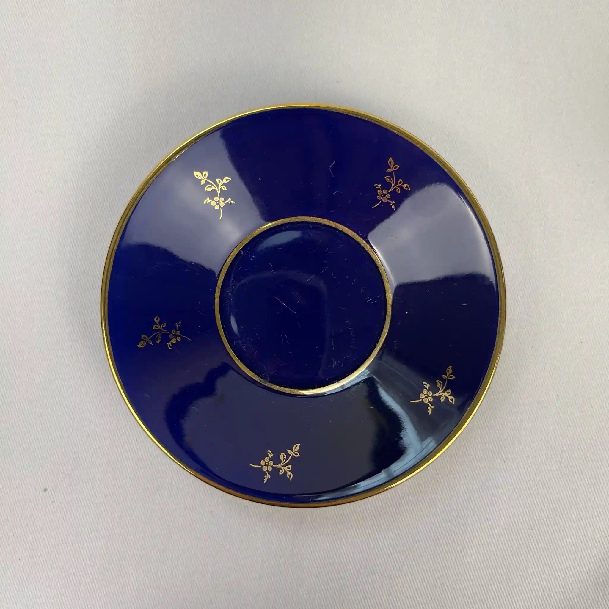 【アンティーク】 カップ&ソーサーセット / Limoges(リモージュ) / CASTEL(カステル) / フランス / 22K金彩ヴィネット模様