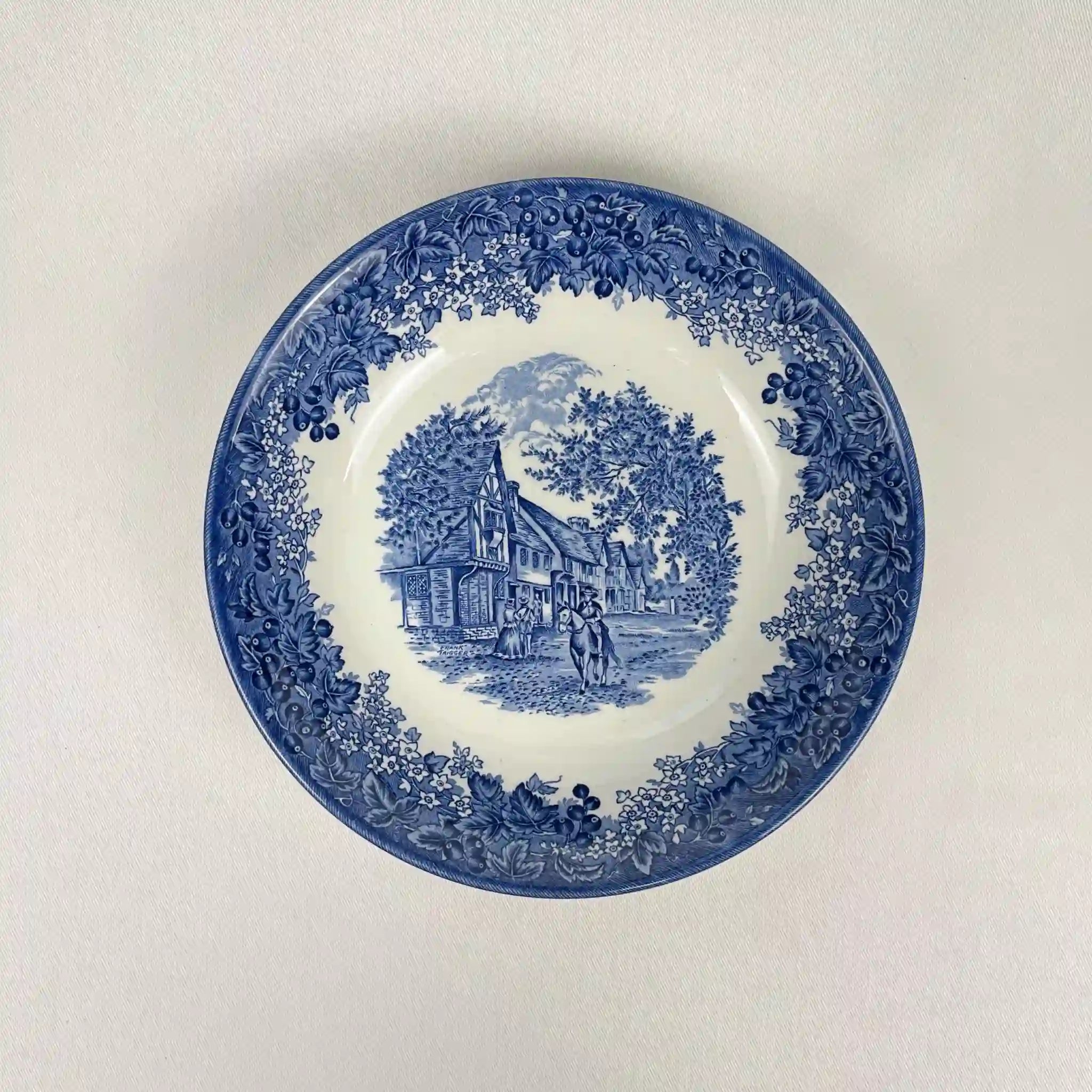 【ビンテージ】 プレート(皿) / WEDGWOOD(ウェッジウッド) / ロマンチックイングランド / 1990年後半 / イギリス / 廃盤品,希少価値高