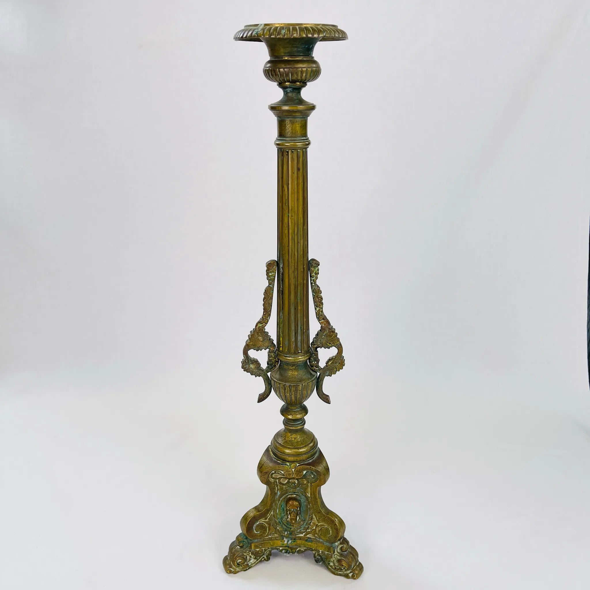 【アンティーク】 キャンドルホルダー(燭台) / メダリオン / 1900年代 / 真鍮 / イギリス / イギリス直輸入