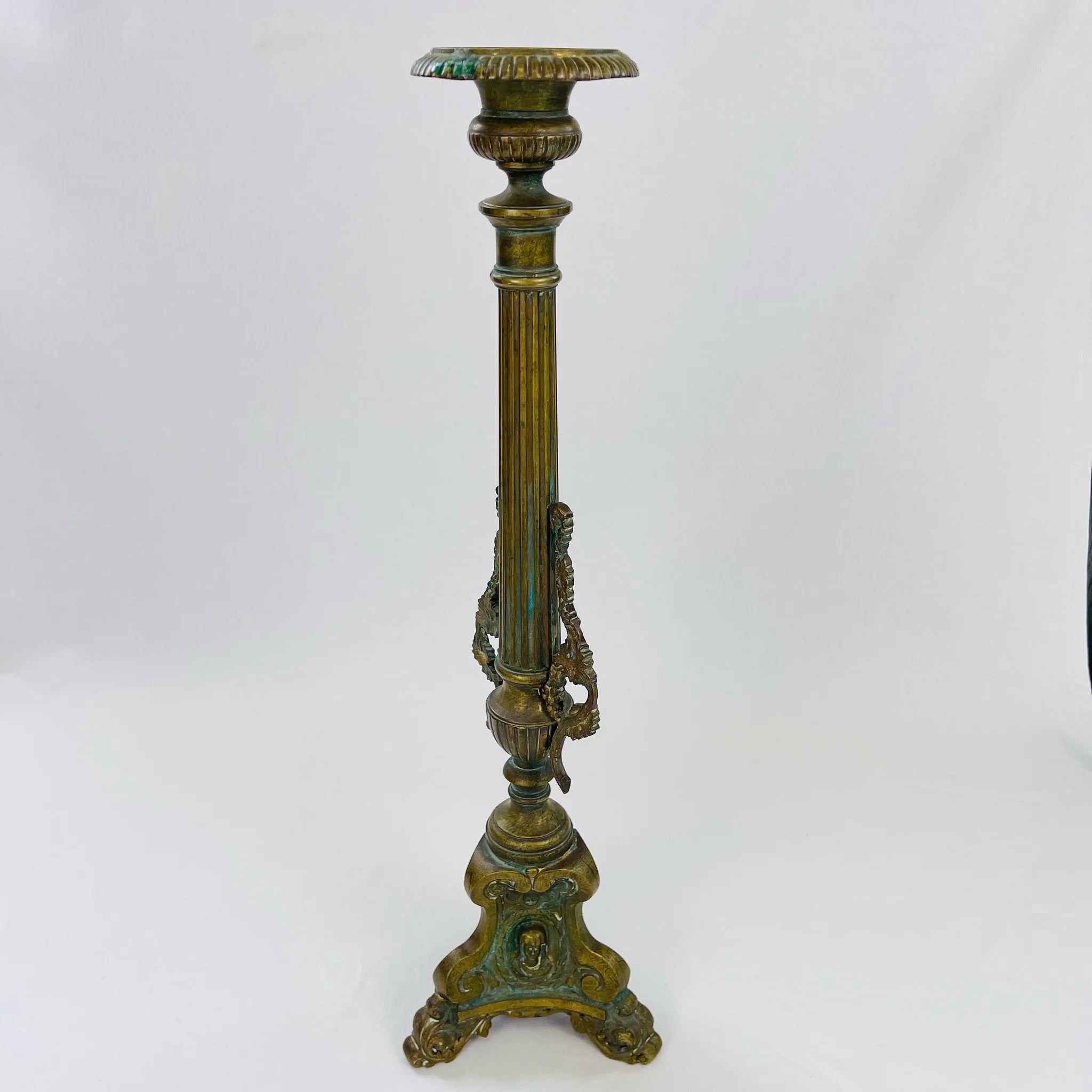 【アンティーク】 キャンドルホルダー(燭台) / メダリオン / 1900年代 / 真鍮 / イギリス / イギリス直輸入