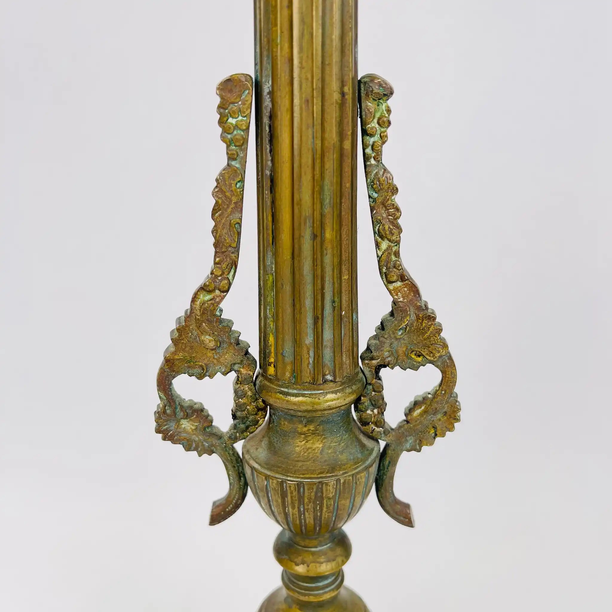 【アンティーク】 キャンドルホルダー(燭台) / メダリオン / 1900年代 / 真鍮 / イギリス / イギリス直輸入