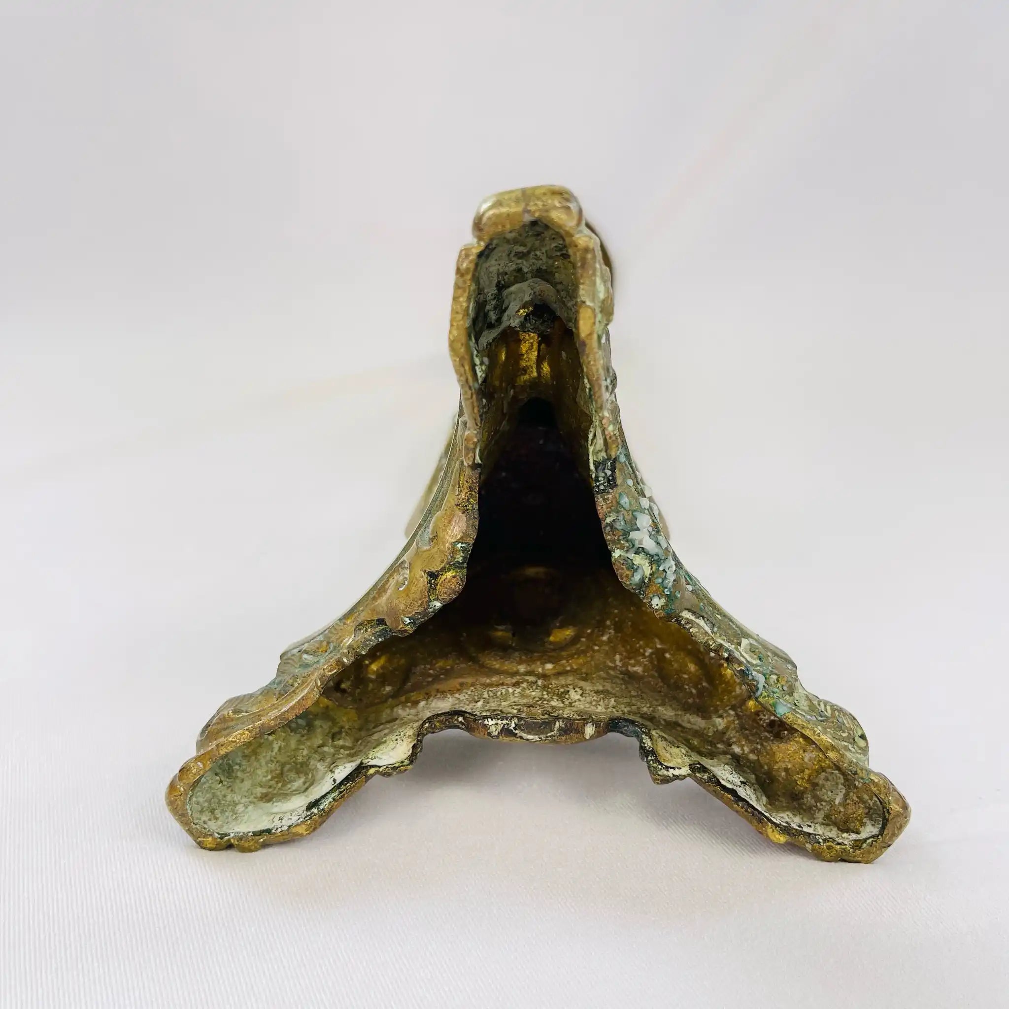 【アンティーク】 キャンドルホルダー(燭台) / メダリオン / 1900年代 / 真鍮 / イギリス / イギリス直輸入