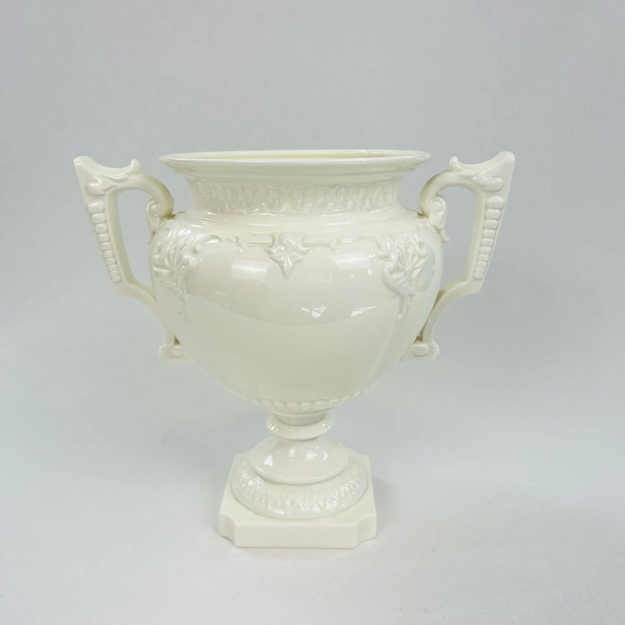 【アンティーク】 フラワーベース / ネオクラシカル様式 / アンフォラ型 イギリス直輸入