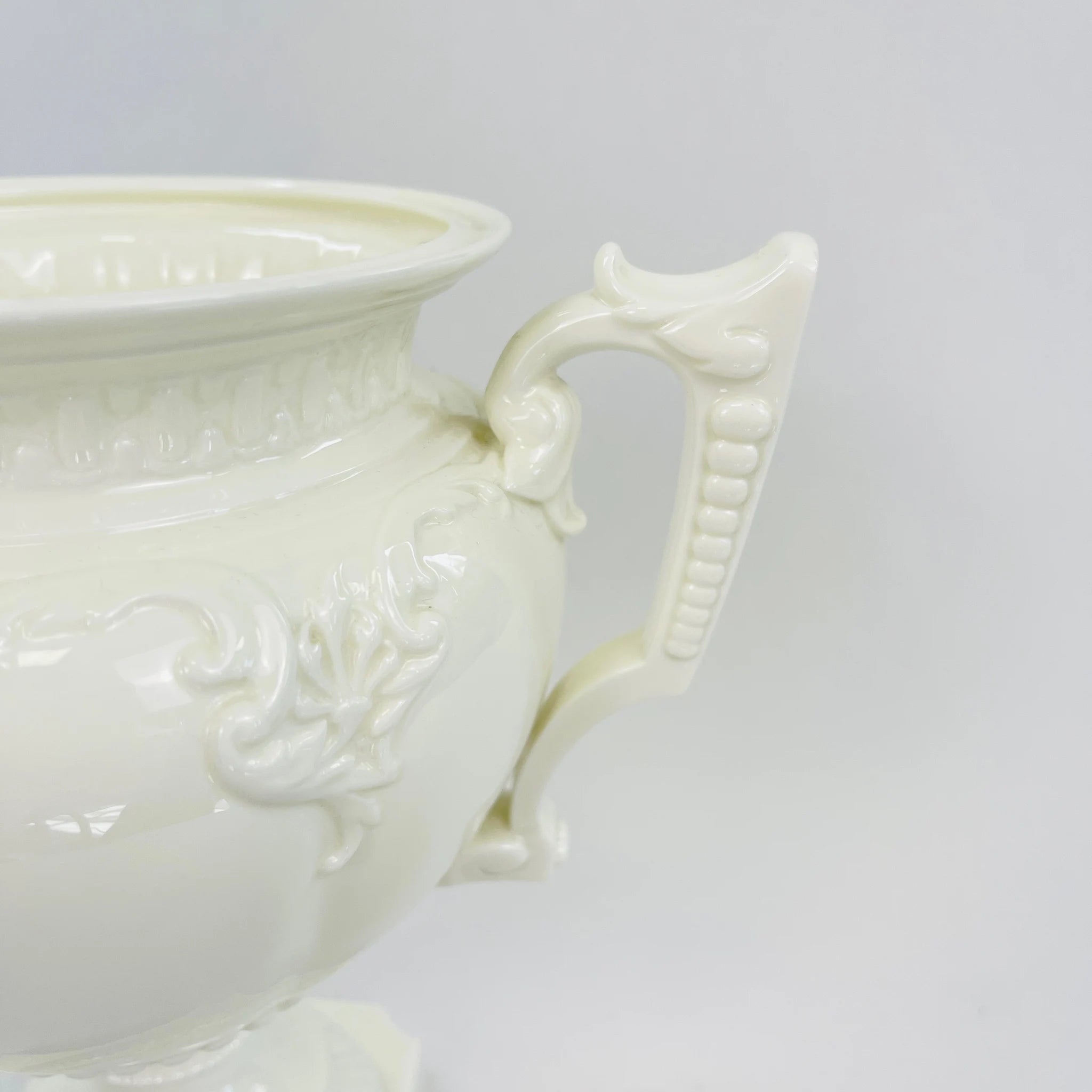 【アンティーク】 フラワーベース / ネオクラシカル様式 / アンフォラ型 イギリス直輸入