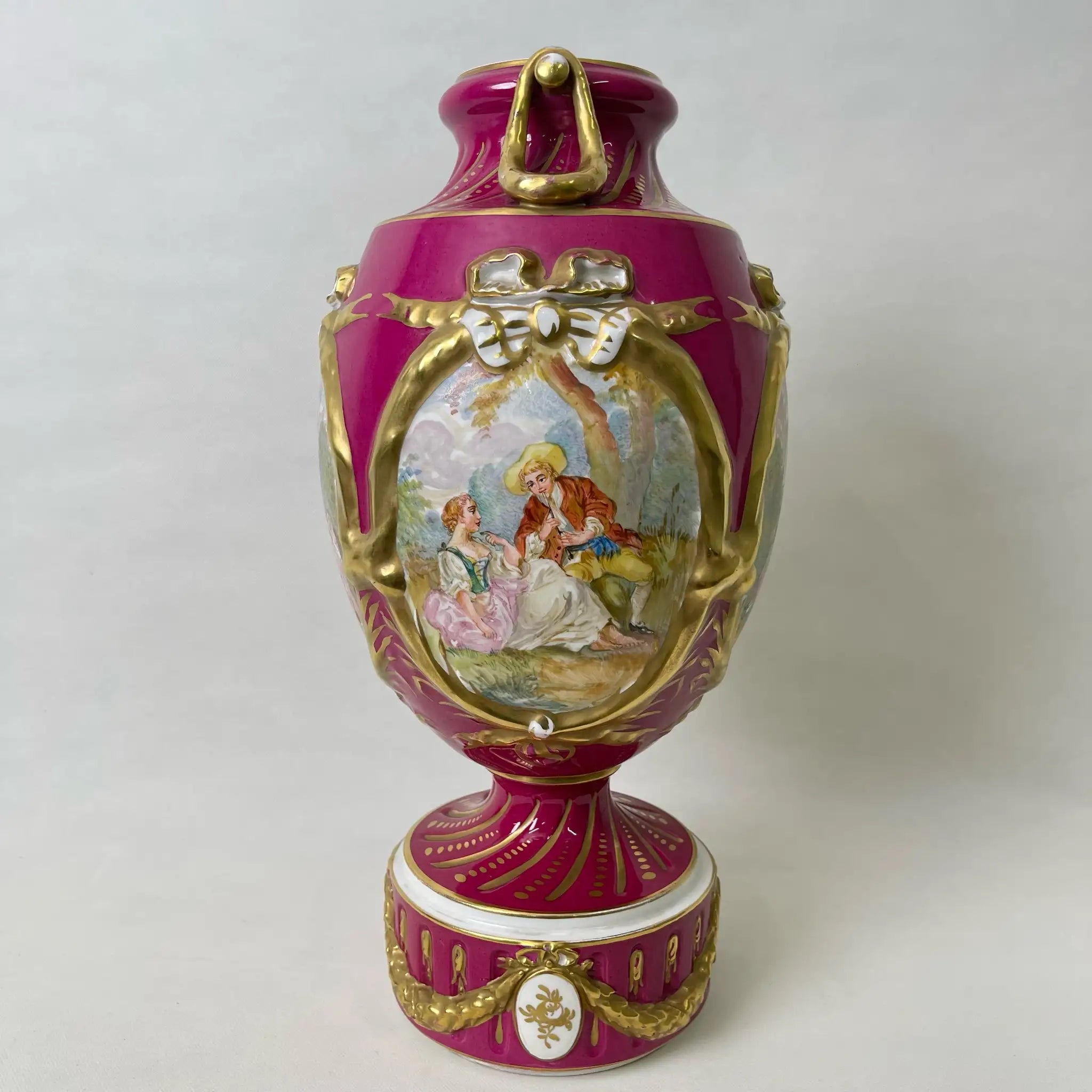 【アンティーク】 フラワーベース(花瓶) / 1900年代 / 磁器 / フランス / 金彩装飾