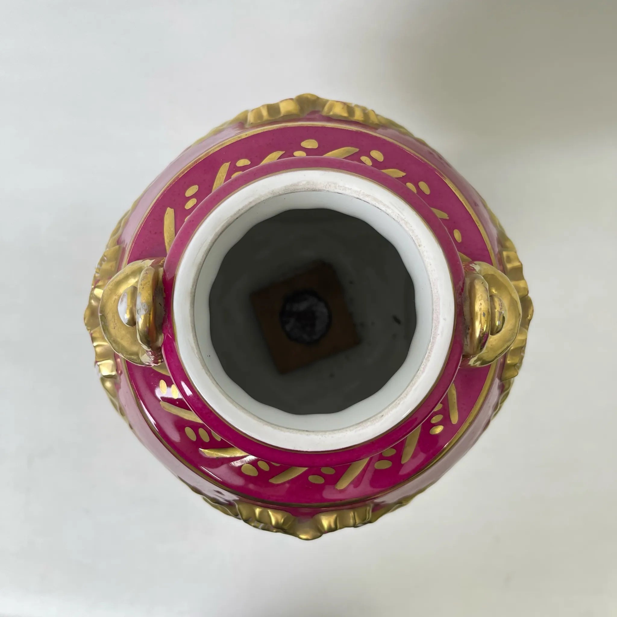 【アンティーク】 フラワーベース(花瓶) / 1900年代 / 磁器 / フランス / 金彩装飾