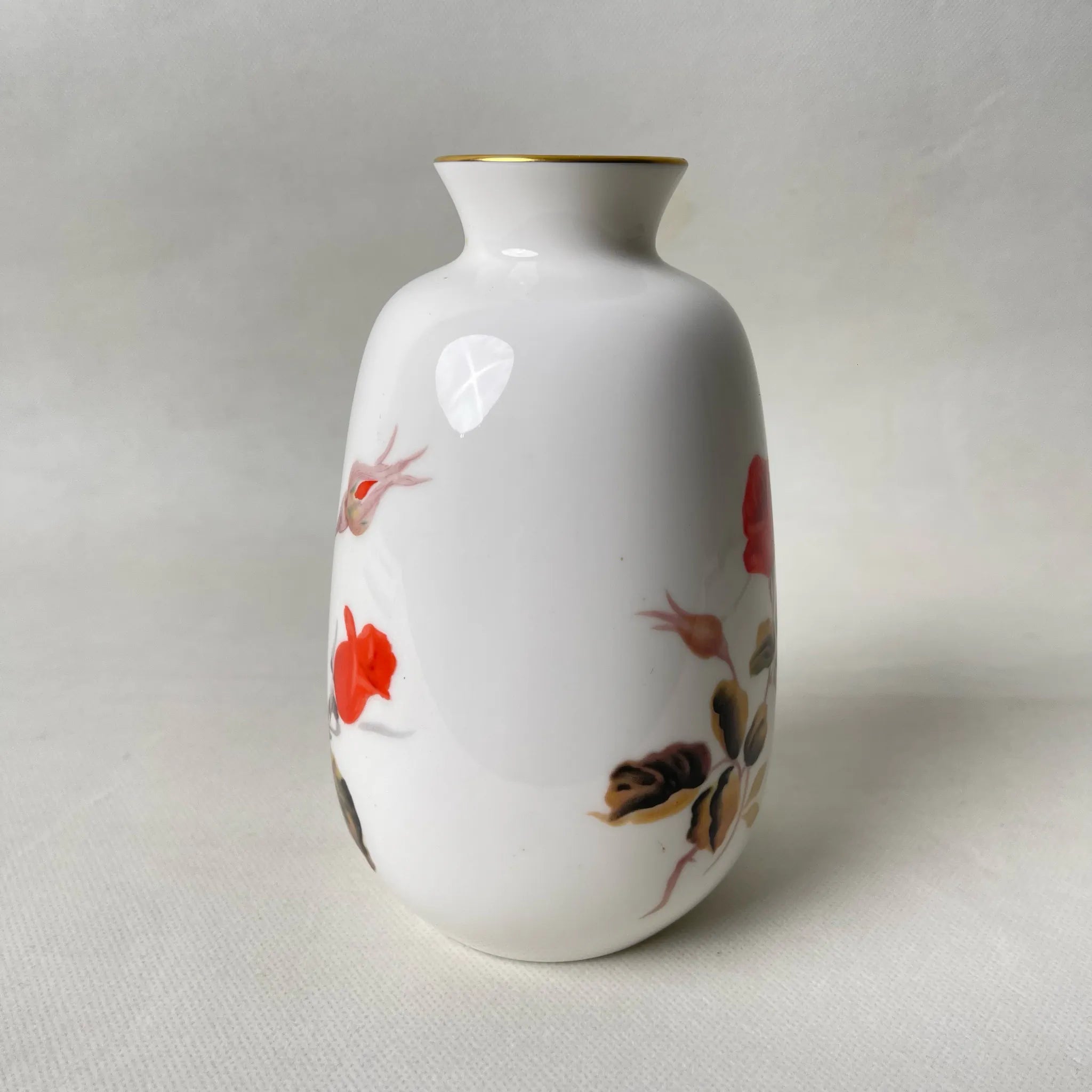 【リユース】 フラワーベース(花瓶) / Noritake(ノリタケ) / 陶器 / 日本 / 金彩 薔薇