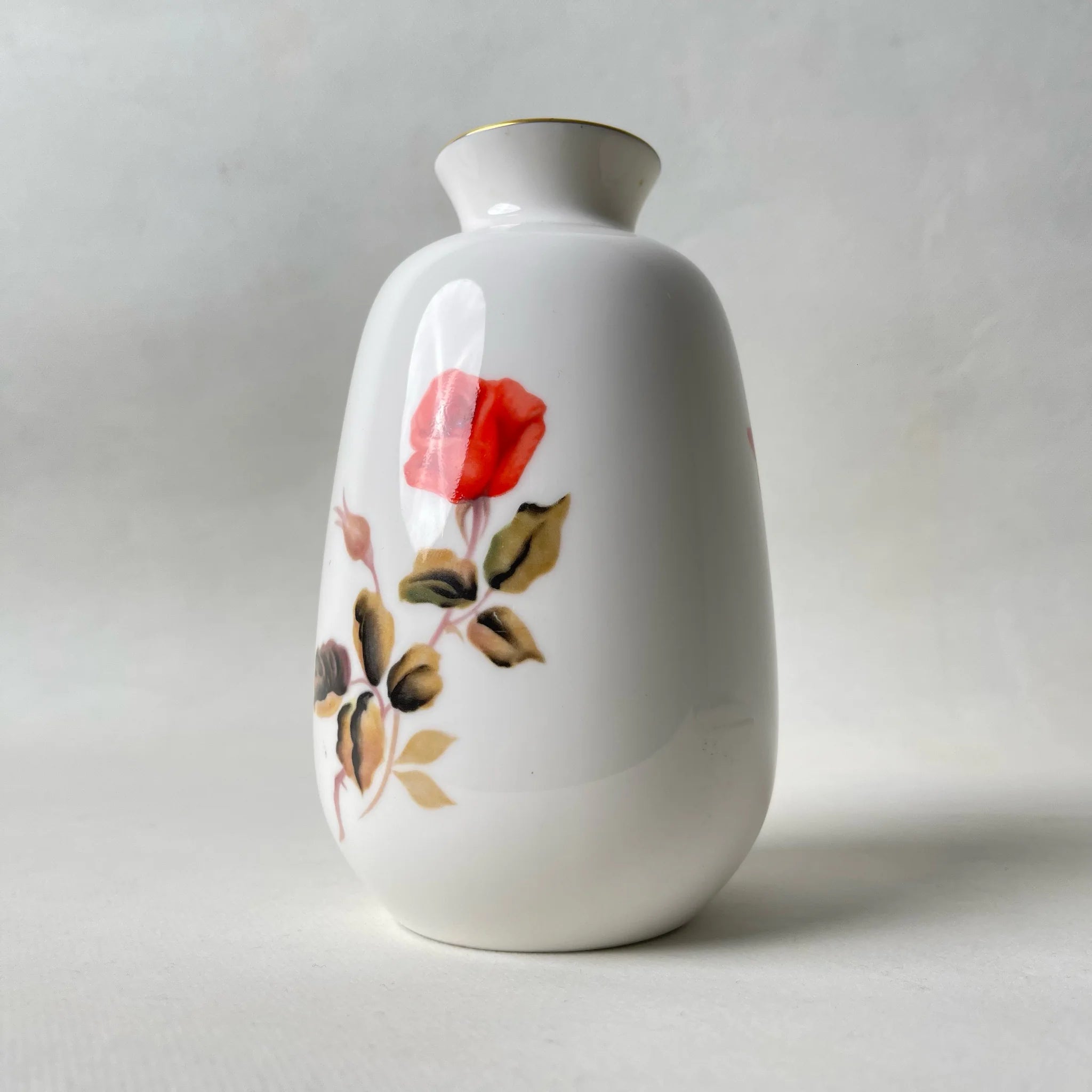 【リユース】 フラワーベース(花瓶) / Noritake(ノリタケ) / 陶器 / 日本 / 金彩 薔薇