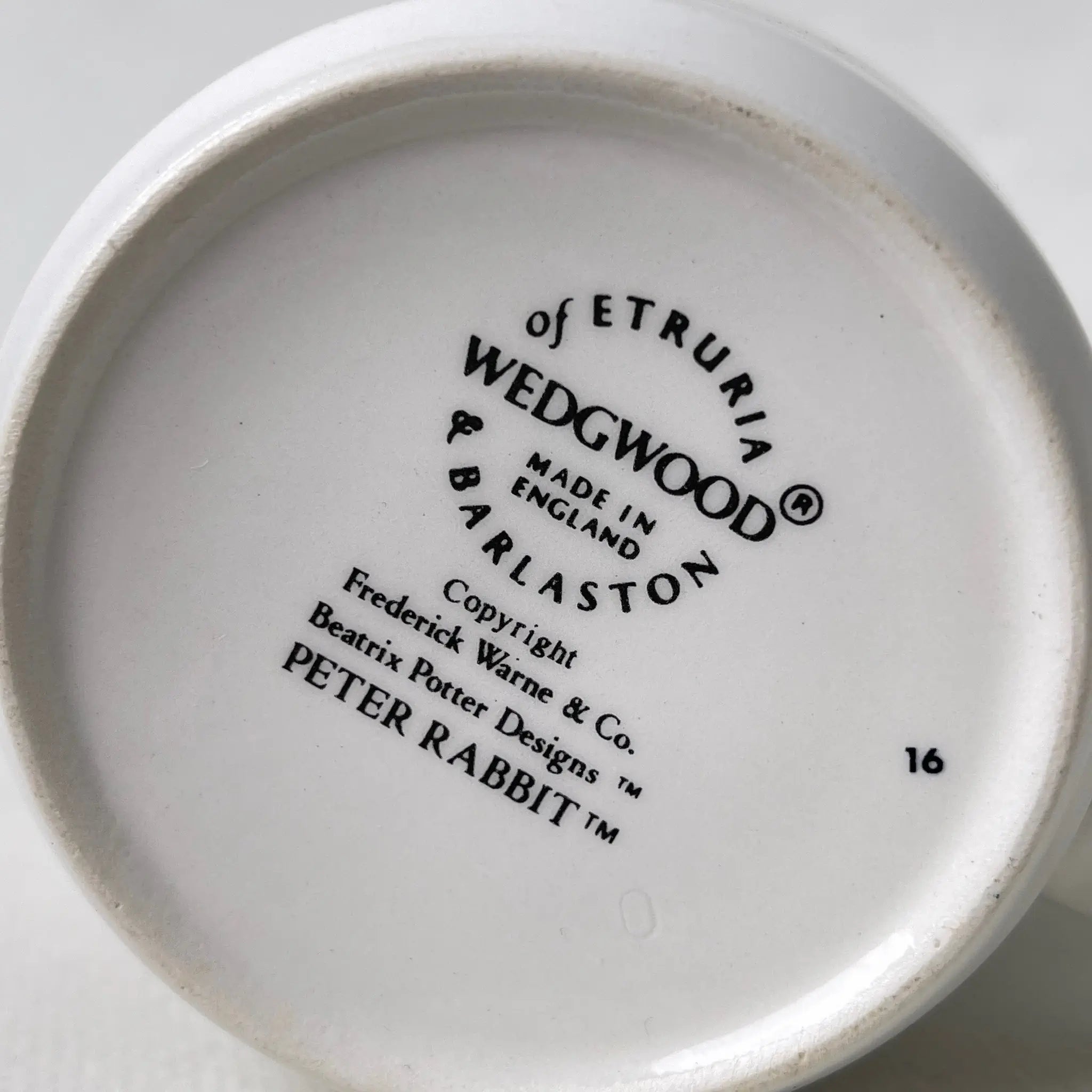 【リユース】 マグカップ / WEDGWOOD(ウエッジウッド) / ピーターラビット / 1940年以降 / イギリス / 旧刻印入り
