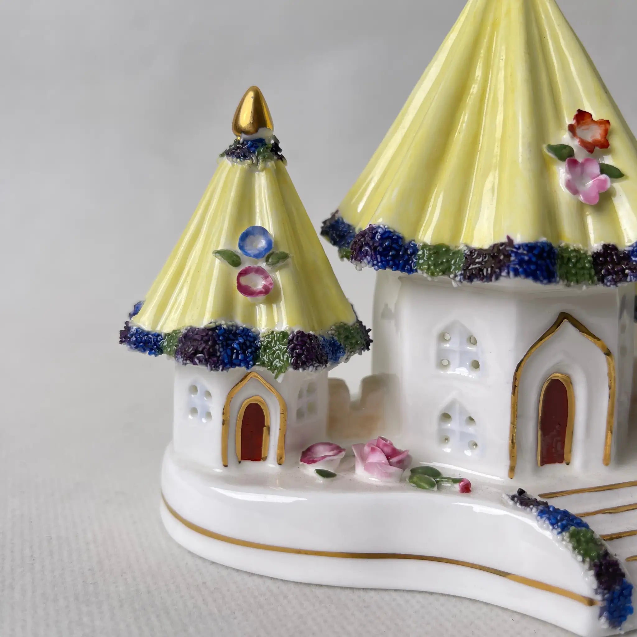 【复古】瓷器造型/ Coalport / Three Steeples / Fine Bone China /英国