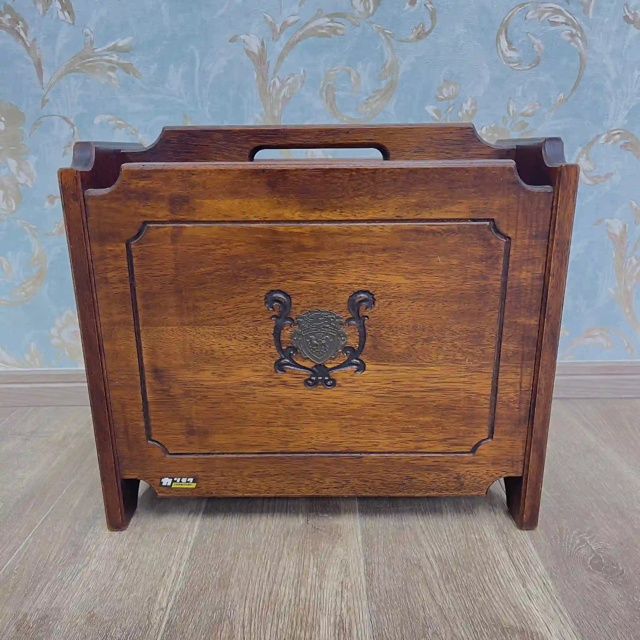 【ビンテージ】 マガジンラック / カリモク / 天然木 / 日本 / 底取り外し可能