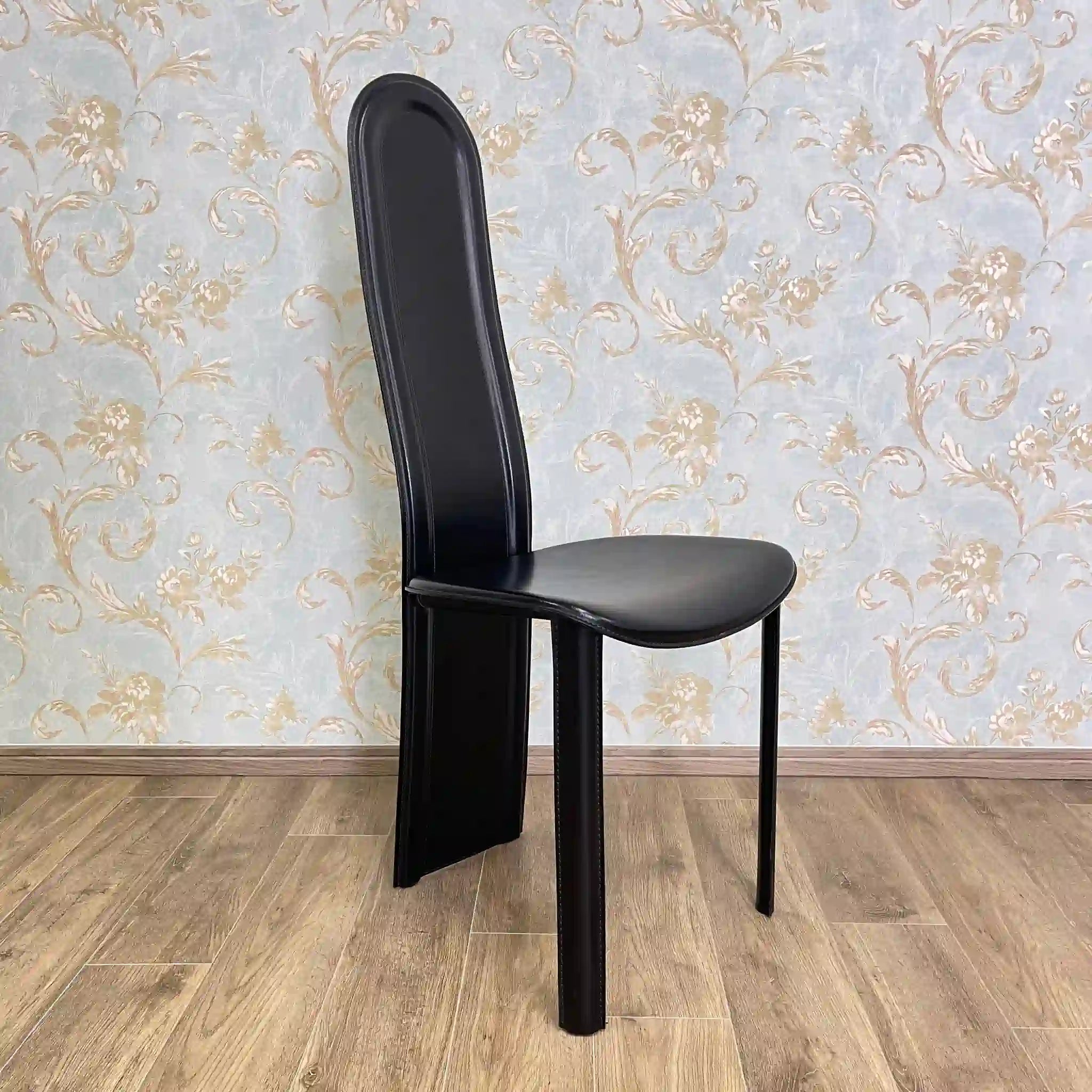 【ビンテージ】 ハイバックダイニングチェア / arper(アルペール) / レザー