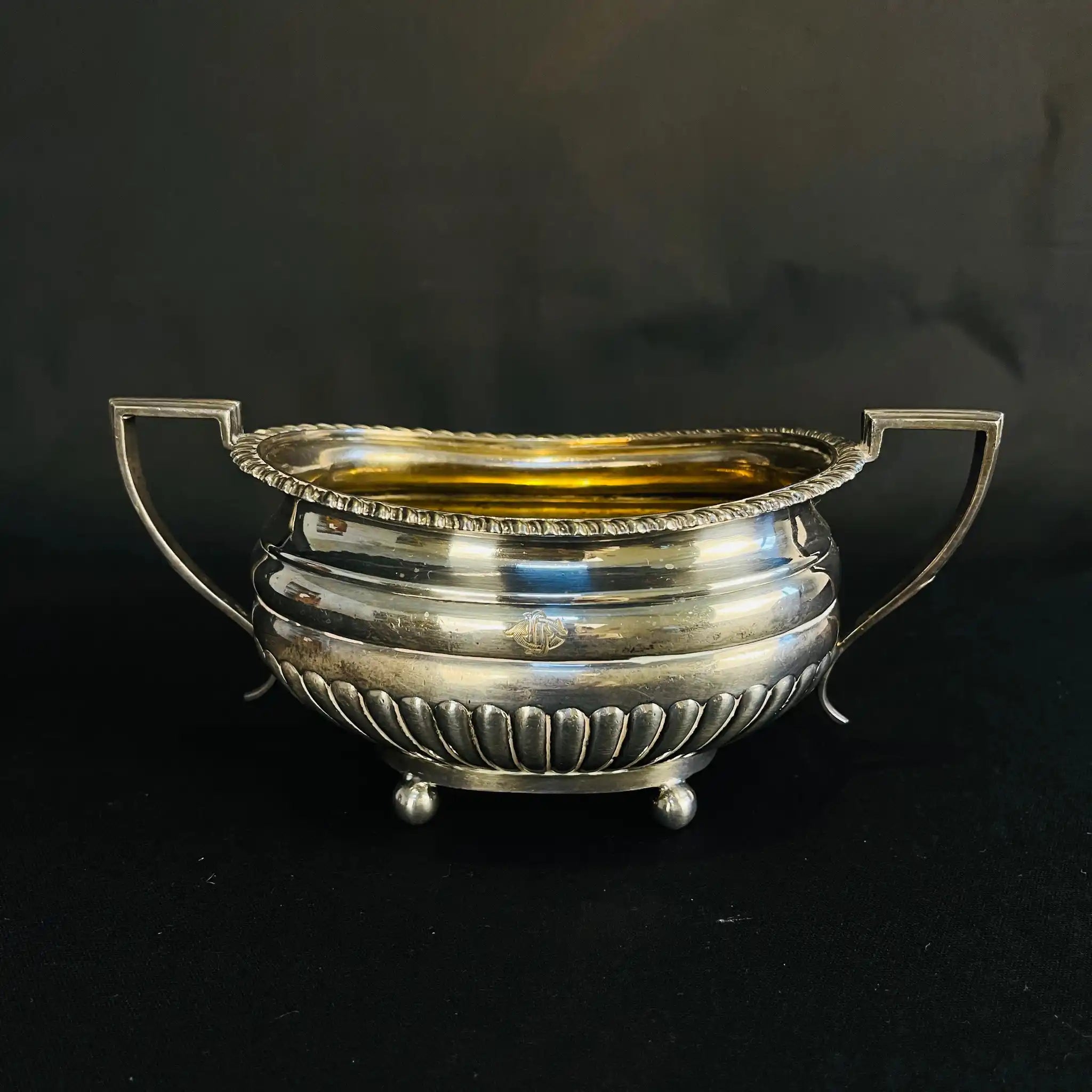 【アンティーク】 シュガーポット&クリーナー / Elkington(エルキントン) / ガドルーン装飾 / シルバーメッキ黒檀材 / イギリス / (ツインハンドル)、コーヒーポット&ティーポット(黒檀ハンドル)