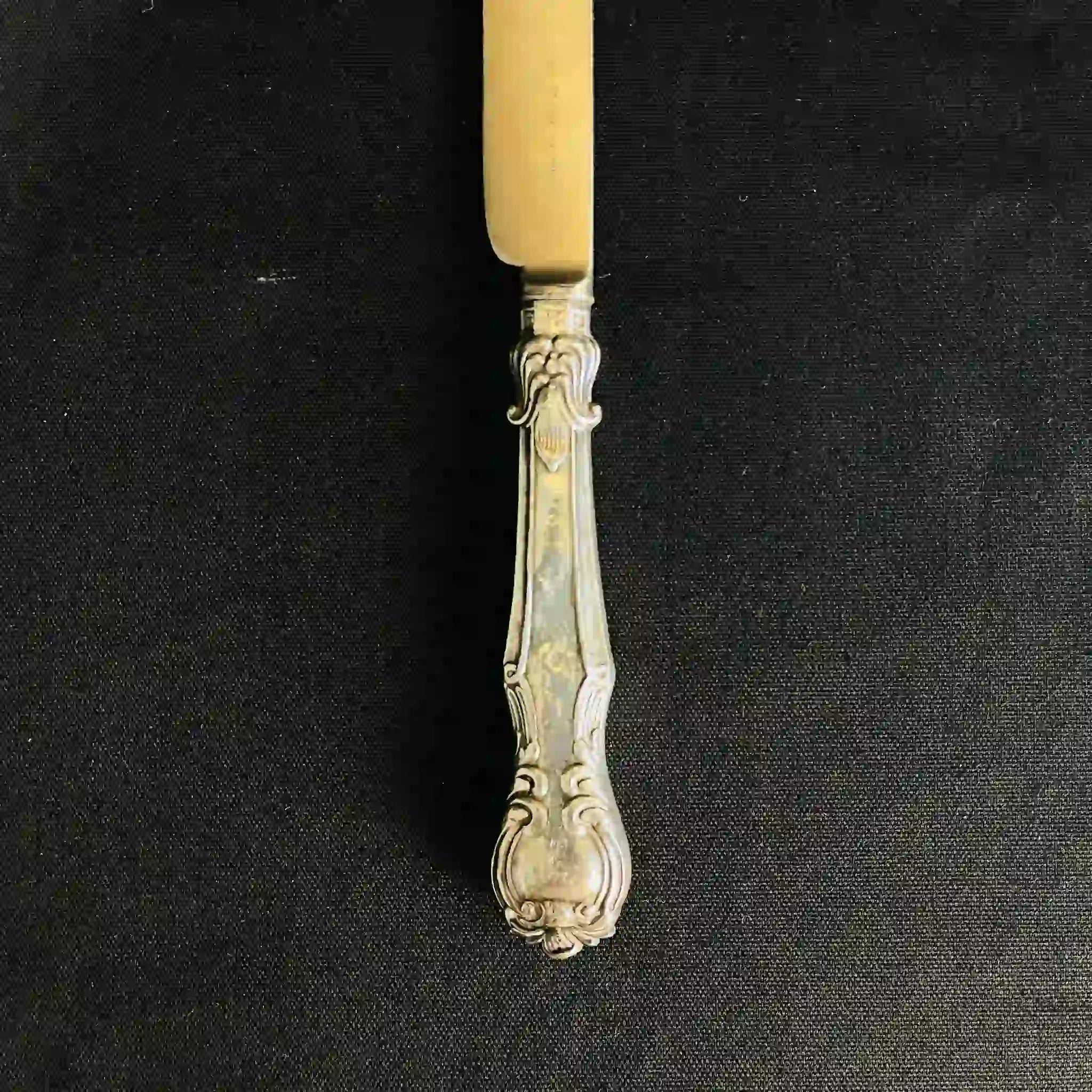 【古董】銀柄銅刃刀8把刀和21把叉的收藏品 /