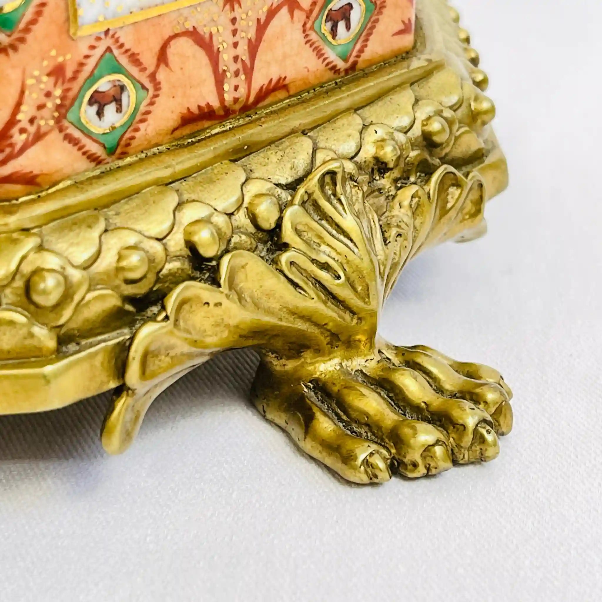 【アンティーク】 ジュエリーボックス / Carnaby Ormolu(カーナビー・オルモル) / 陶器 / 動物脚デザイン