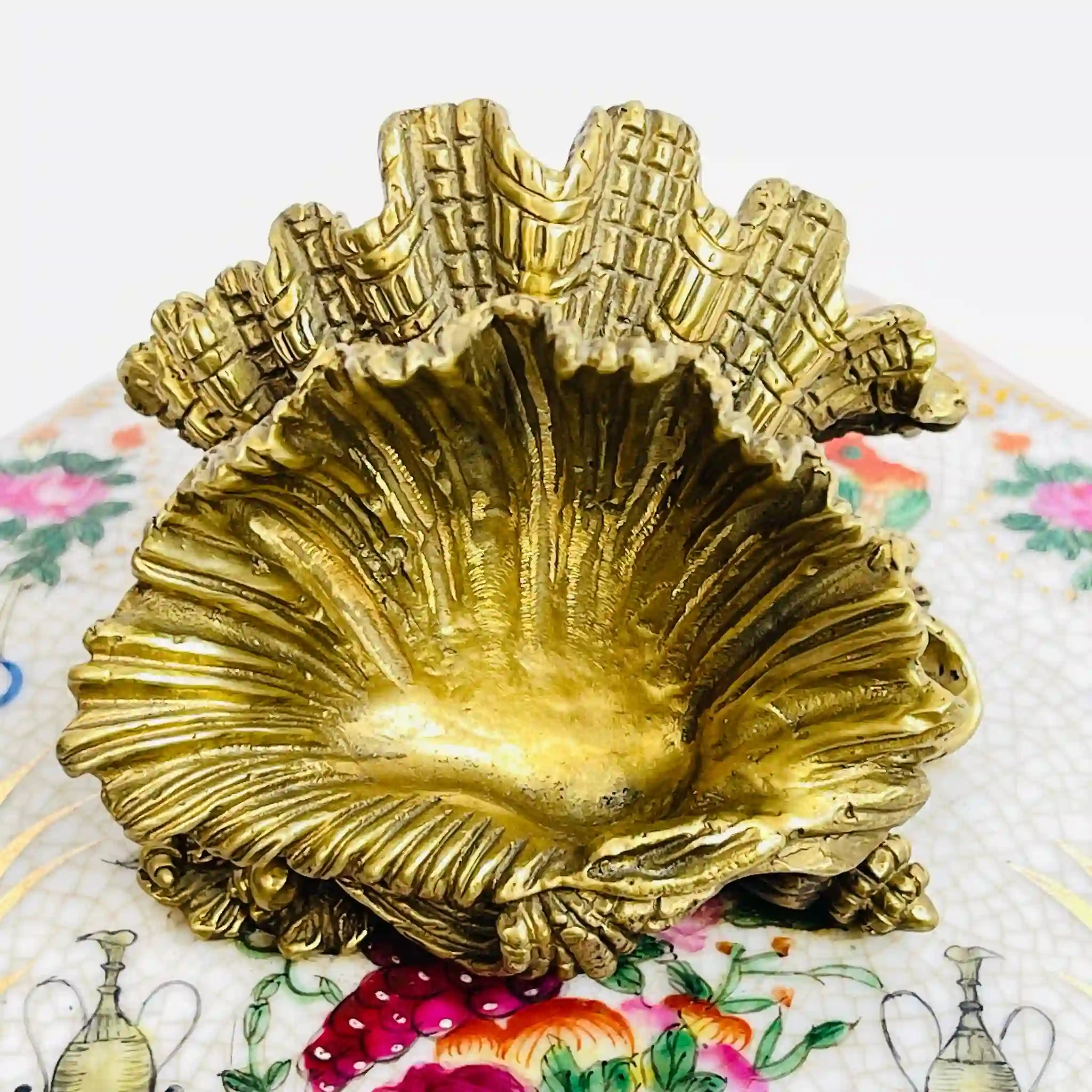 【アンティーク】 ジュエリーボックス / Carnaby Ormolu(カーナビー・オルモル) / 陶器 / 動物脚デザイン