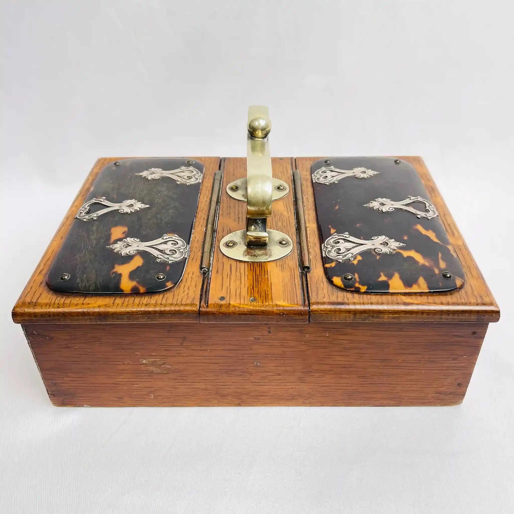 【アンティーク】 木製ドリンクボックス / イギリス直輸入