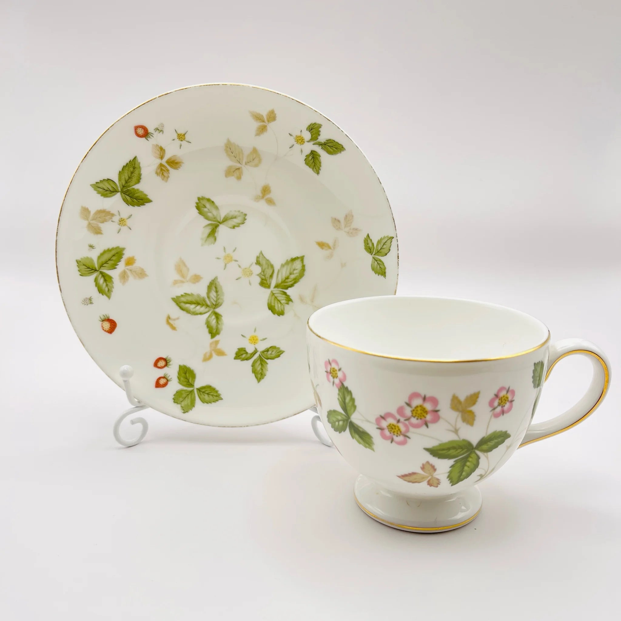 【リユース】 ティーカップ 3P / WEDGEWOOD(ウェッジウッド) / ワイルドストロベリー