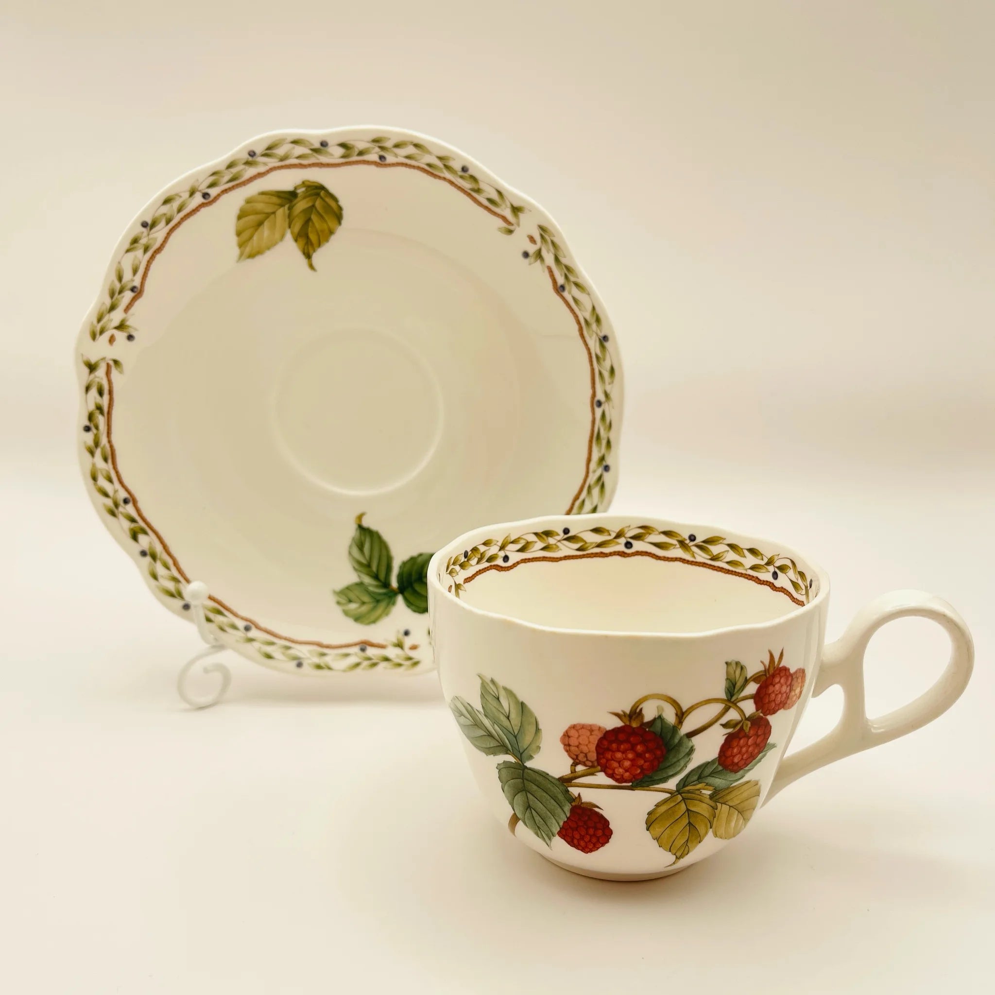 【リユース】 コーヒーカップ&ソーサーセット / Noritake(ノリタケ) / ロイヤルオーチャード