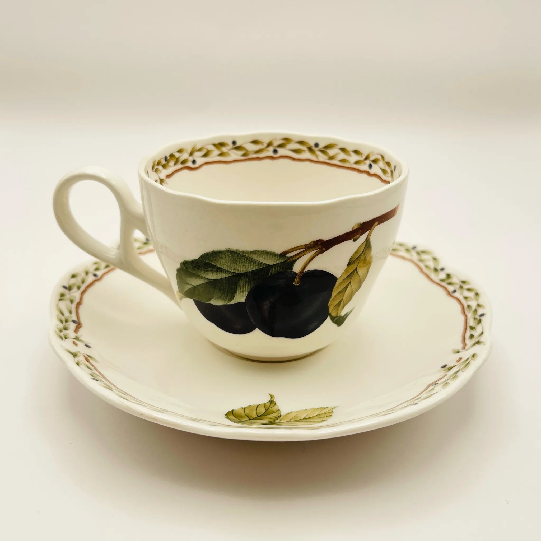 【リユース】 コーヒーカップ&ソーサーセット / Noritake(ノリタケ) / ロイヤルオーチャード