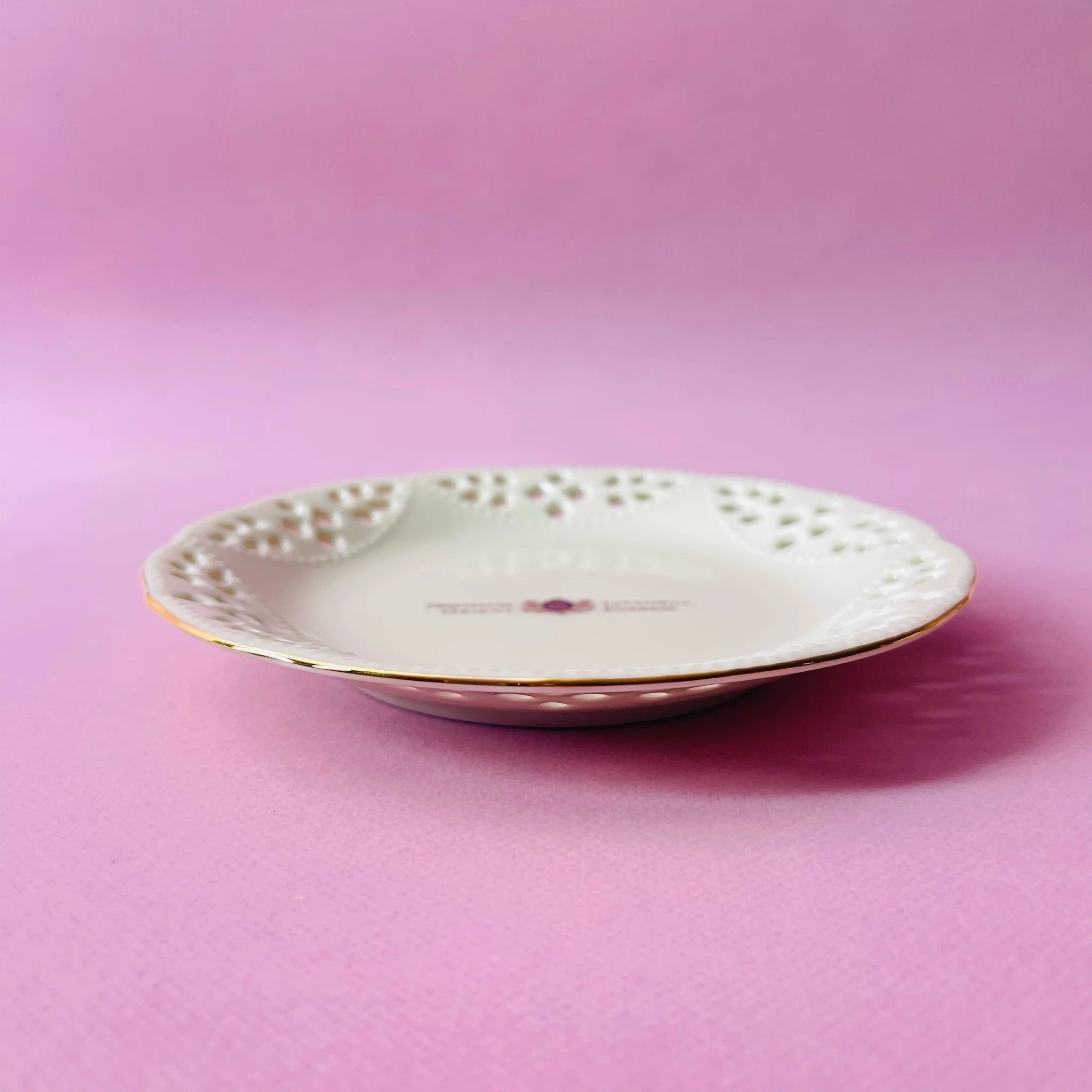 【リユース】 デザートセット 5P / MOMOYAMA(桃山陶器株式会社) / Nostalgie Istanbul Orient Express / 陶器 / 日本 / 透かし模様,金縁 / 箱付き