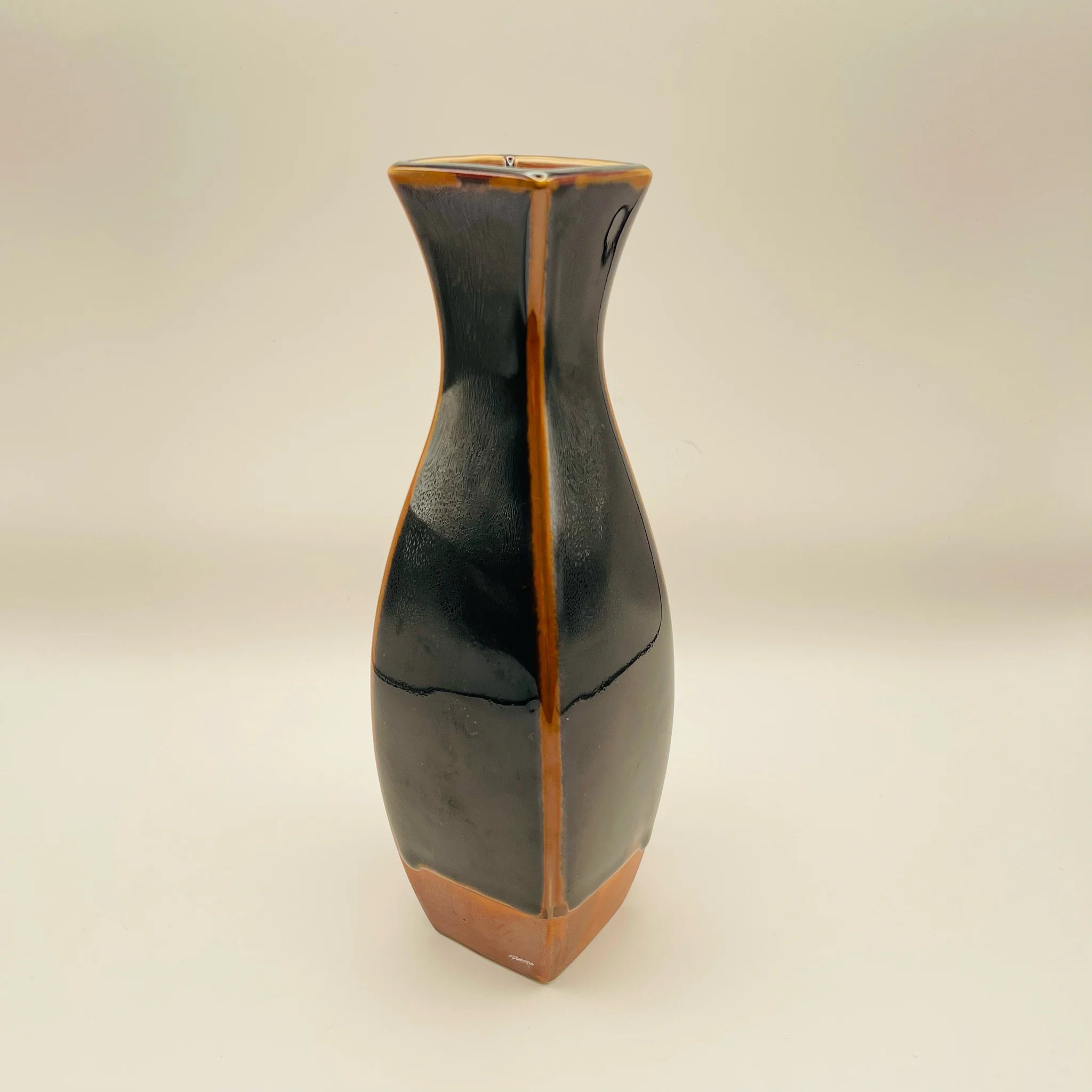 【骨董品】 花挿(花瓶) / 加藤五山 / 陶器 / 日本 / 古瀬戸釉 / 箱付き