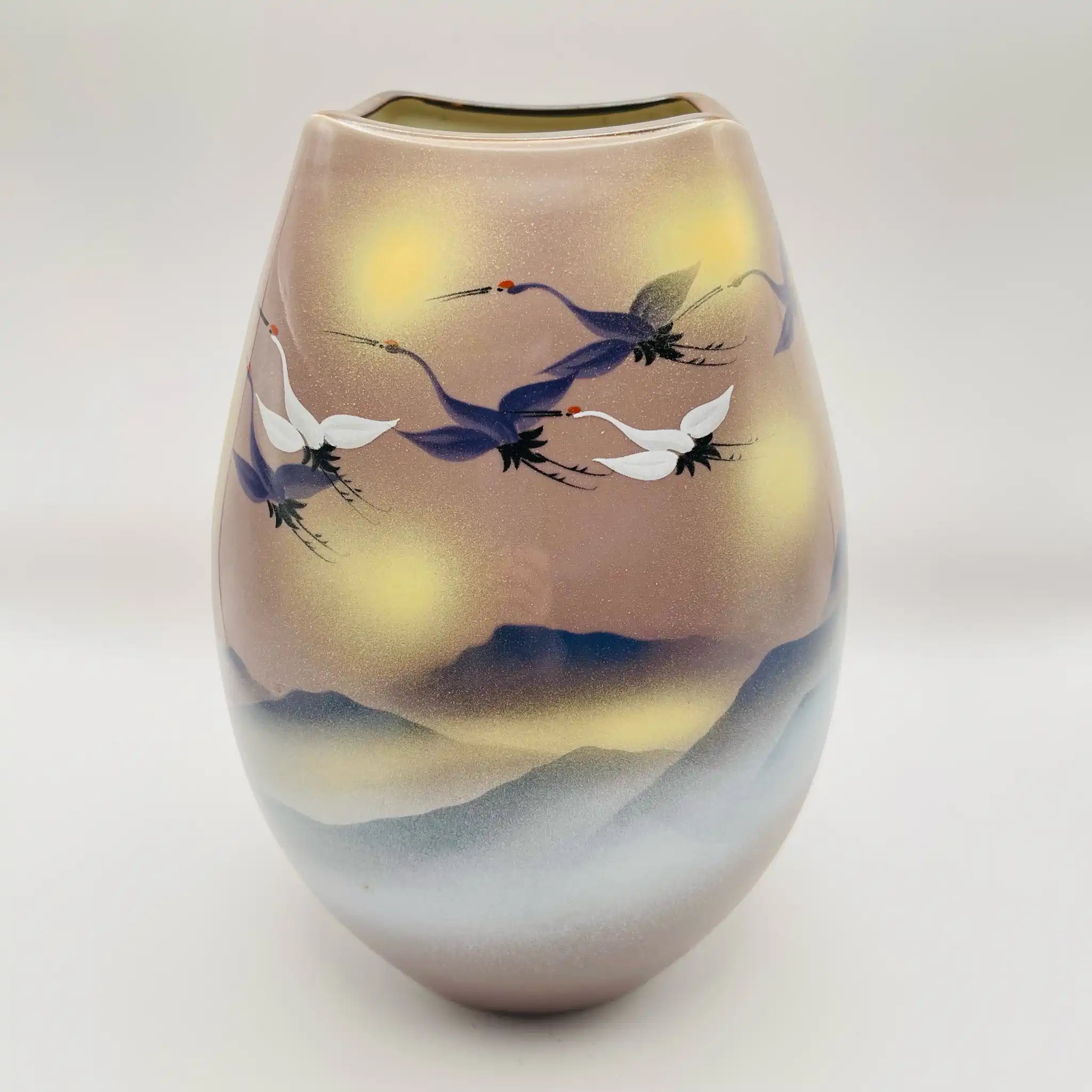 【骨董品】 花瓶 / 九谷焼『鶴連山』