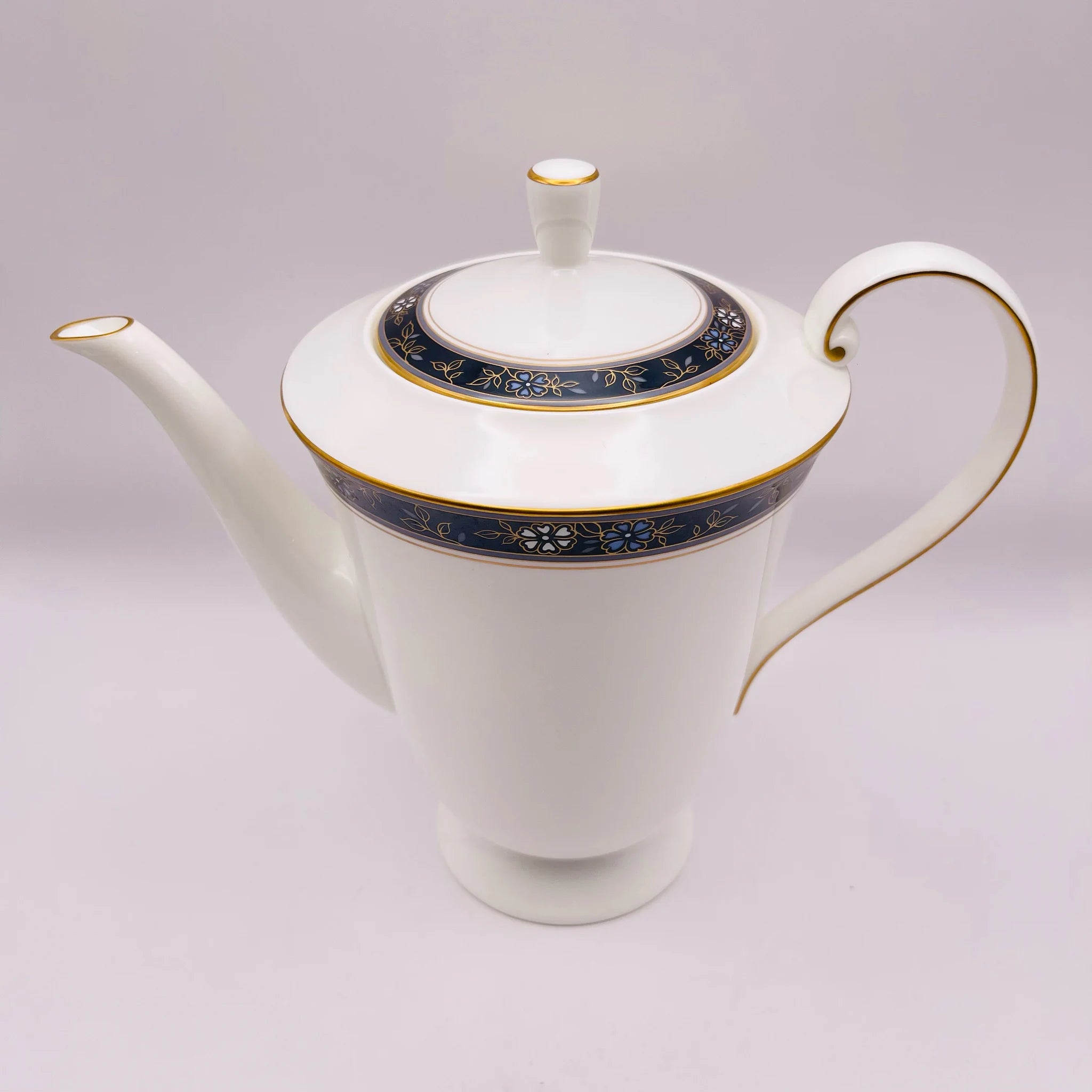 【リユース】 ティーポット / NARUMI / エグゼクティブコレクション / Bone China / 未使用,箱あり / 箱付き