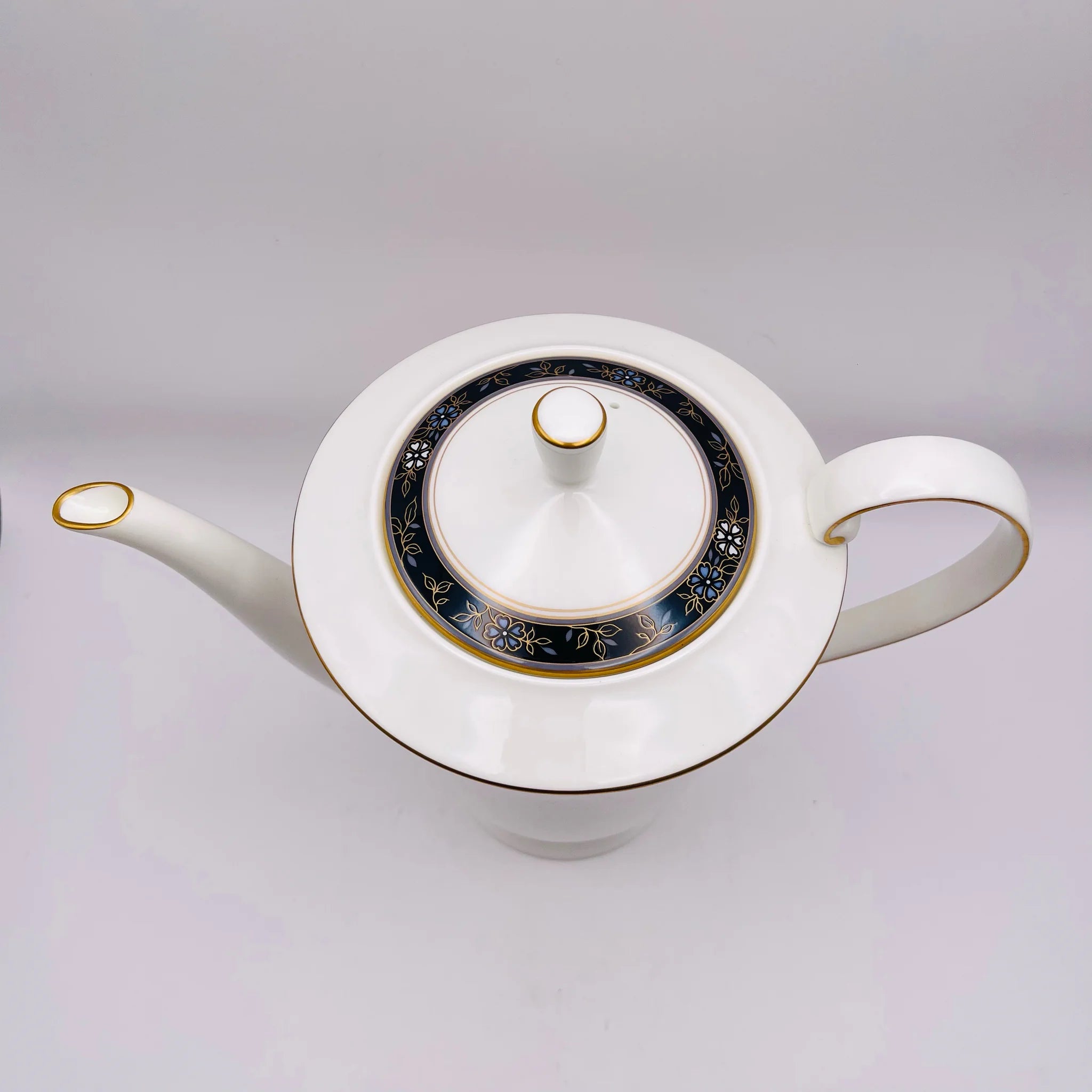 【リユース】 ティーポット / NARUMI / エグゼクティブコレクション / Bone China / 未使用,箱あり / 箱付き